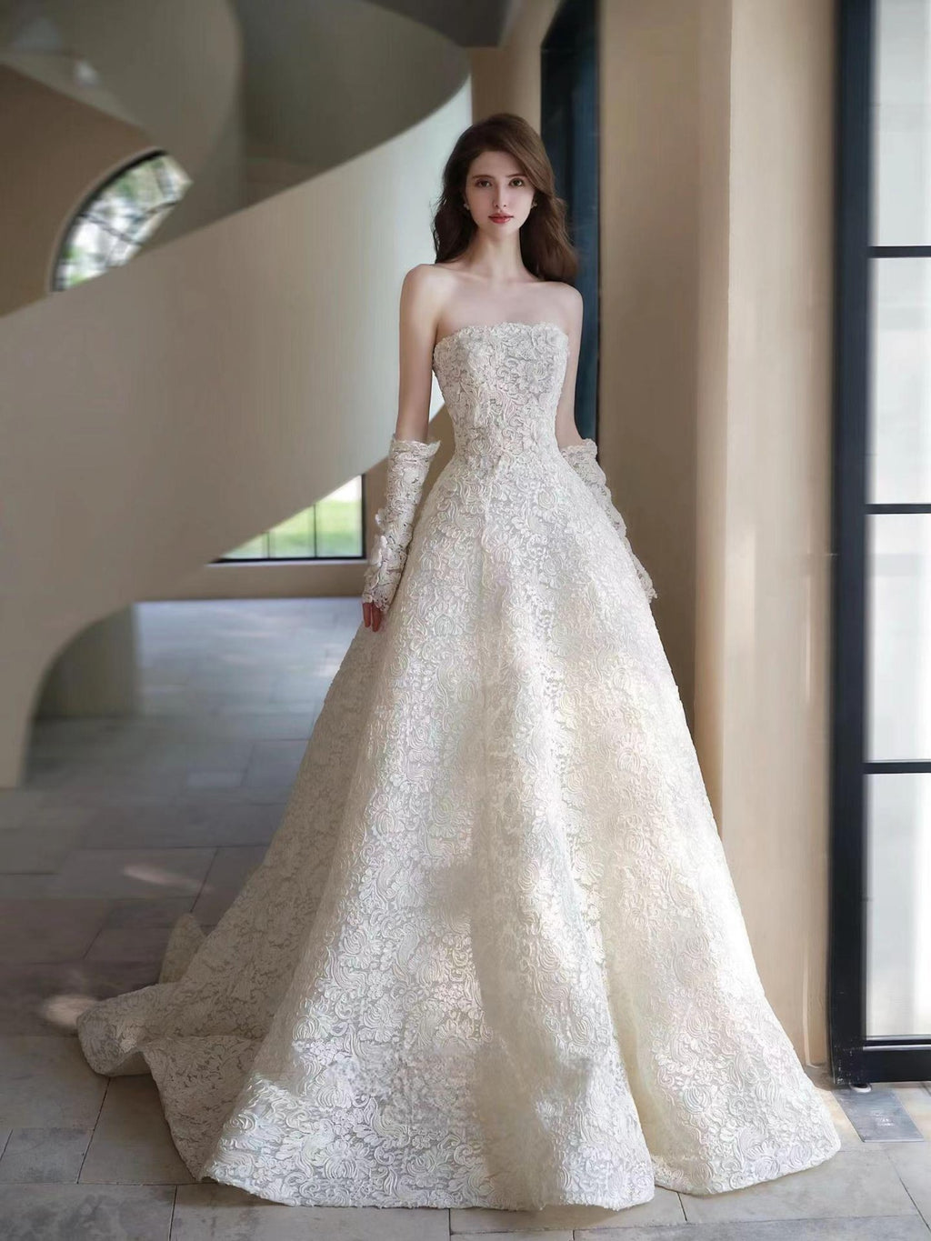 Strapless Full Lace Ball Gown Wedding Dress With Detachable Lace Gloves Chapel Train Bridal Gown