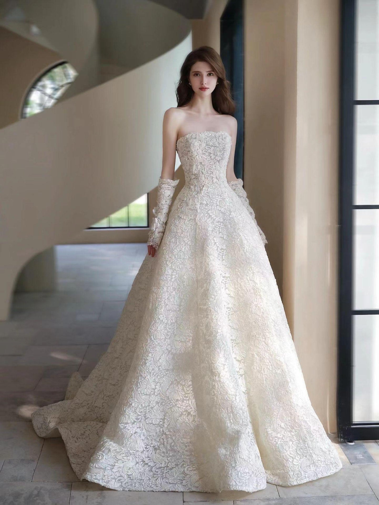 Strapless Full Lace Ball Gown Wedding Dress With Detachable Lace Gloves Chapel Train Bridal Gown