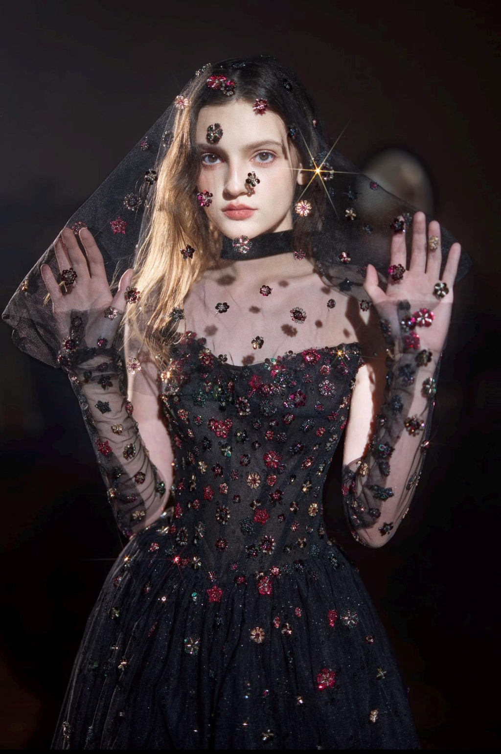 Gothic Black Sparkly Tulle Formal Gown Handmade Flower Crystal Applique Prom Dress With Veil
