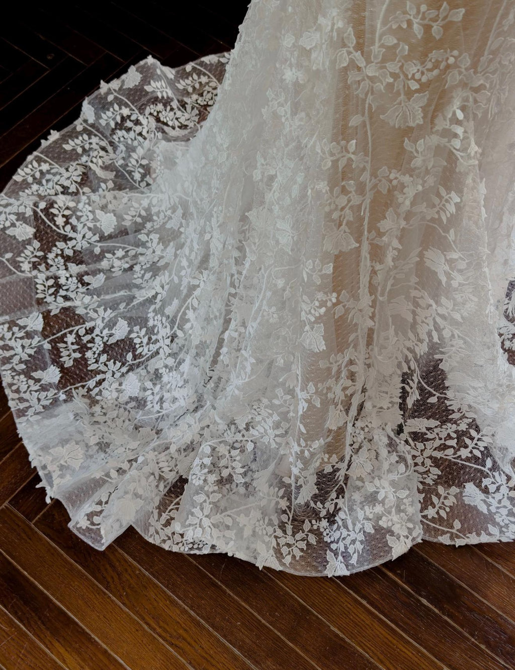 Strapless 3D Floral Lace Mermaid Wedding Dress Sheer Tulle Bridal Gown