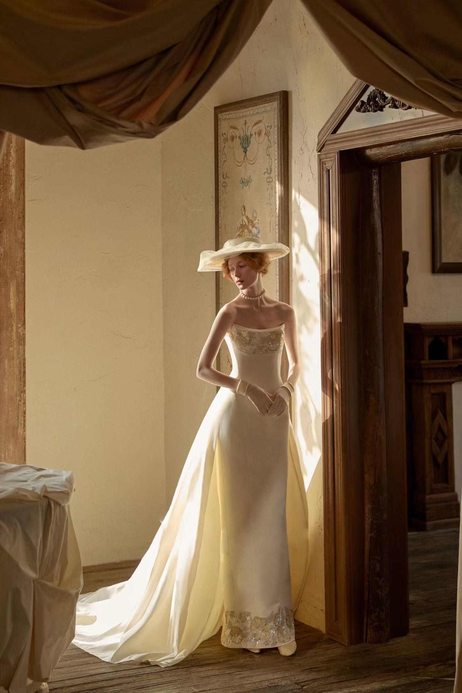 Strapless Lace Wedding Dress With Camellia Embroidery