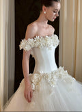 Luxury Handmade Flower Applique Tulle Bridal Gown
