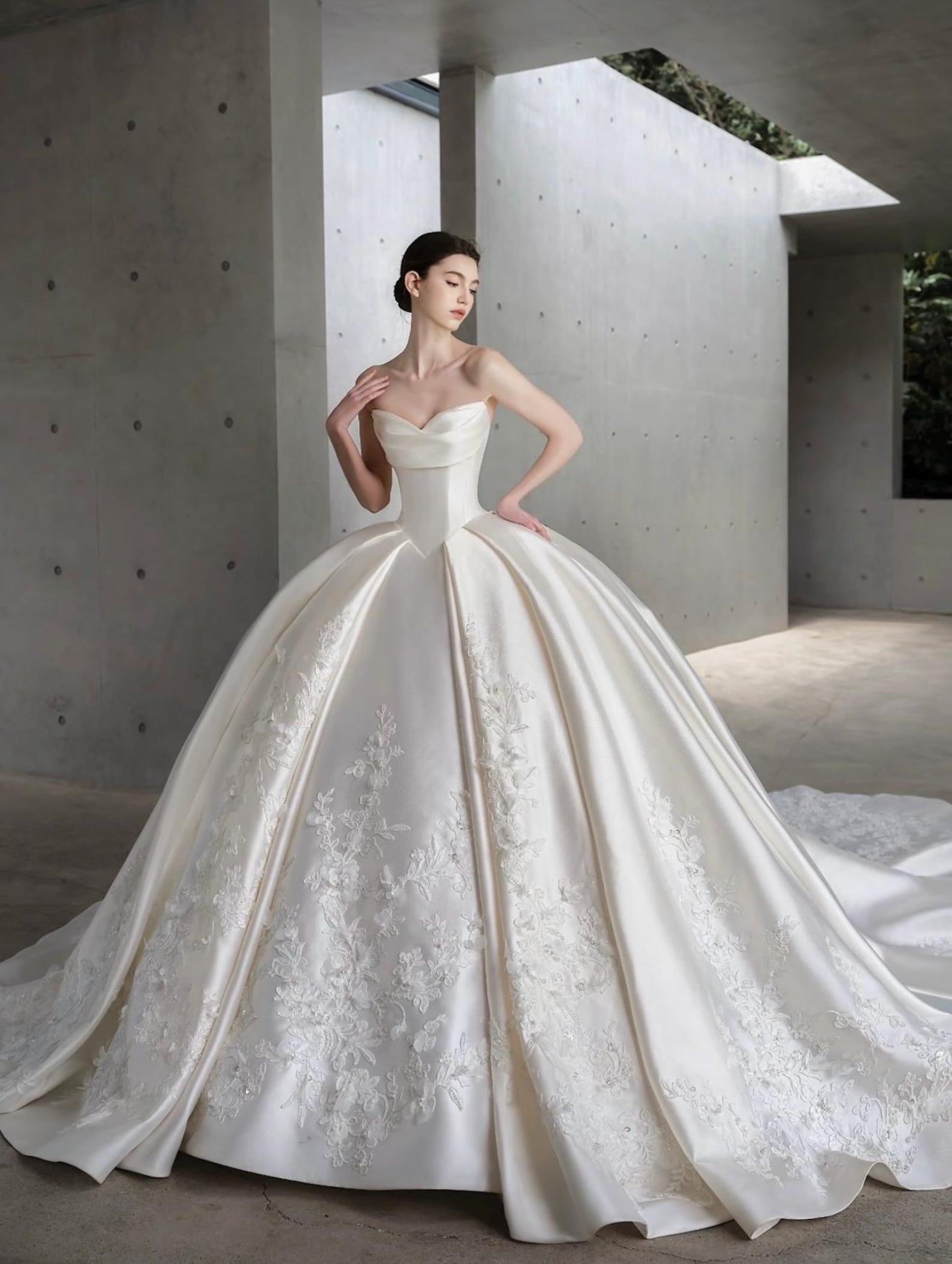 Sweetheart Satin Ballgown Wedding Dress, Lace Appliqué Voluminous Bridal Gown, Cathedral Train Luxury Wedding Gown