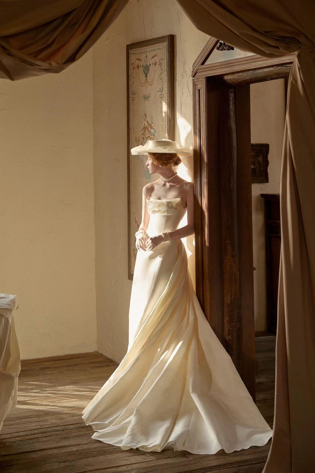 Strapless Lace Wedding Dress With Camellia Embroidery
