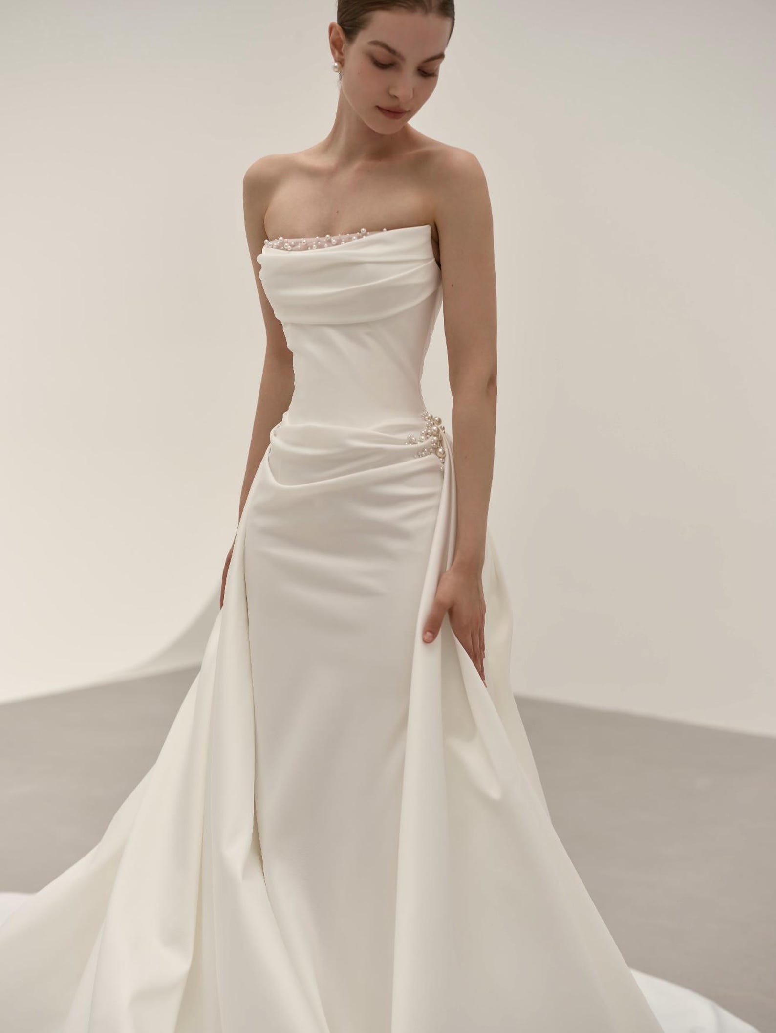 Strapless Satin Mermaid Wedding Dress With Pearl Trim, Draped Long Train Bridal Gown, Minimalist Classic Wedding Gown