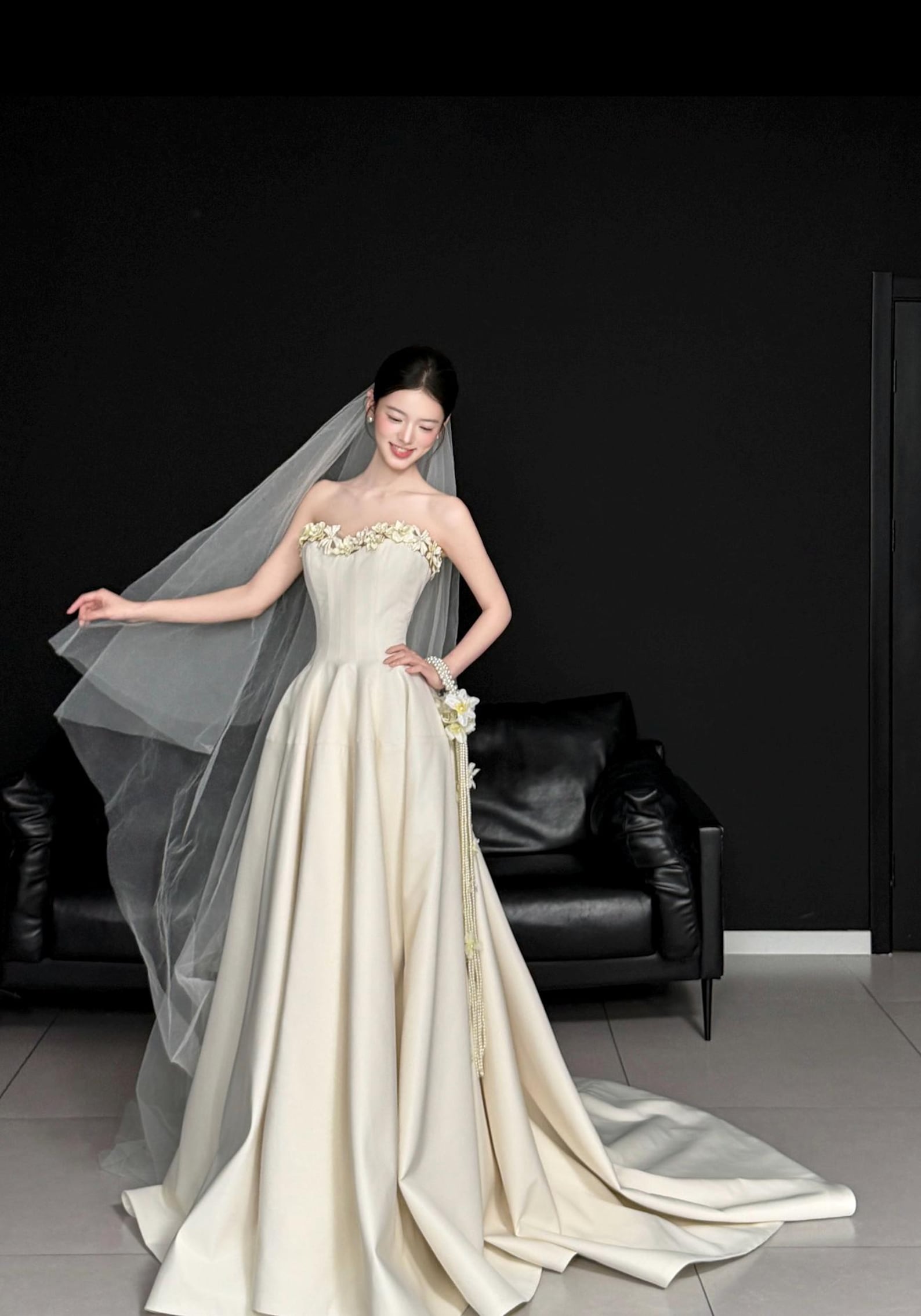 Vintage French Strapless Satin Wedding Gown, Handmade 3D Flower Sweetheart A Line Bride Dress Custom Size