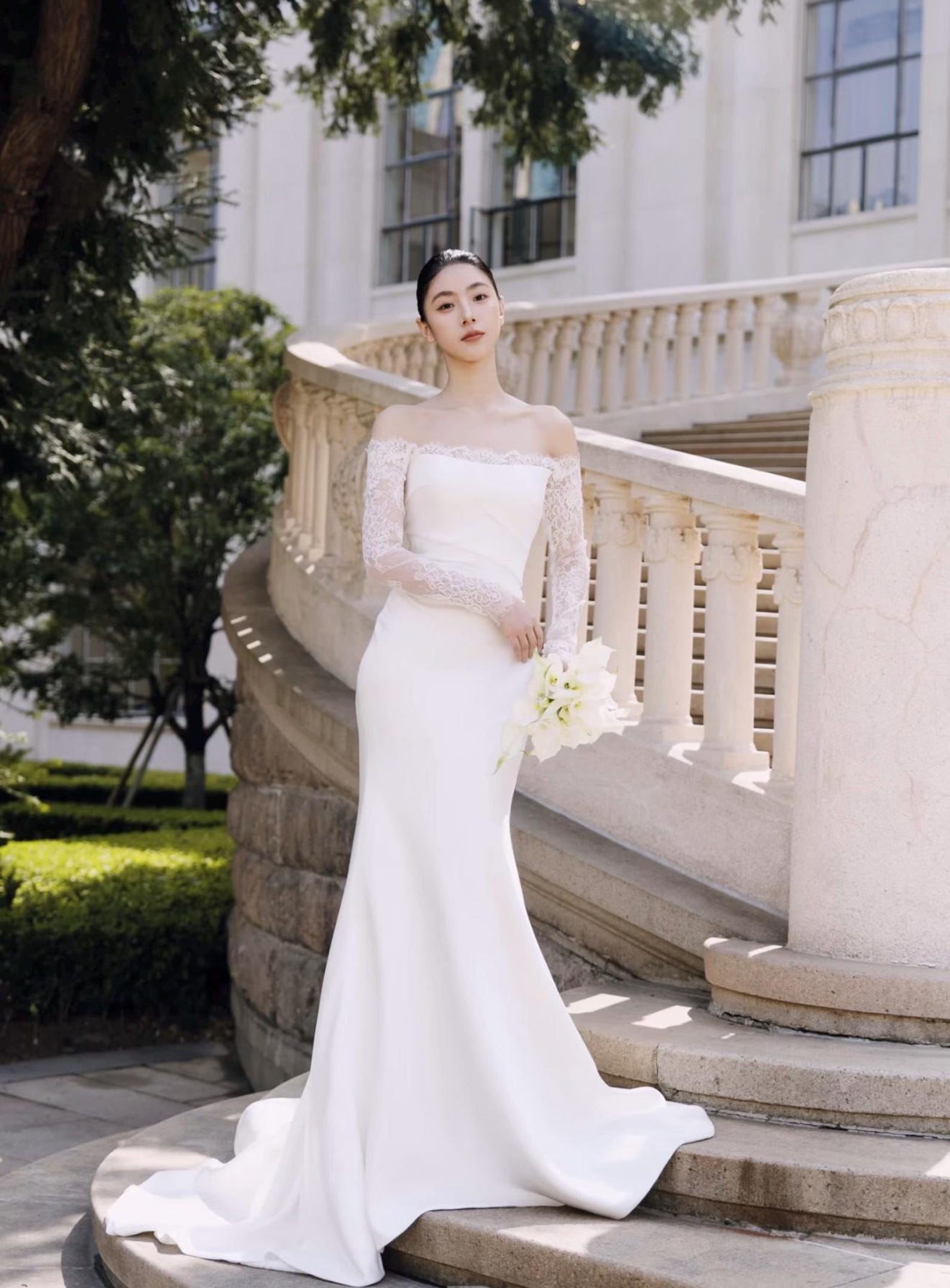 French Minimalist Bridal Gown, Scalloped Lace Long Sleeve Off The Shoulder Satin Mermaid Wedding Dress