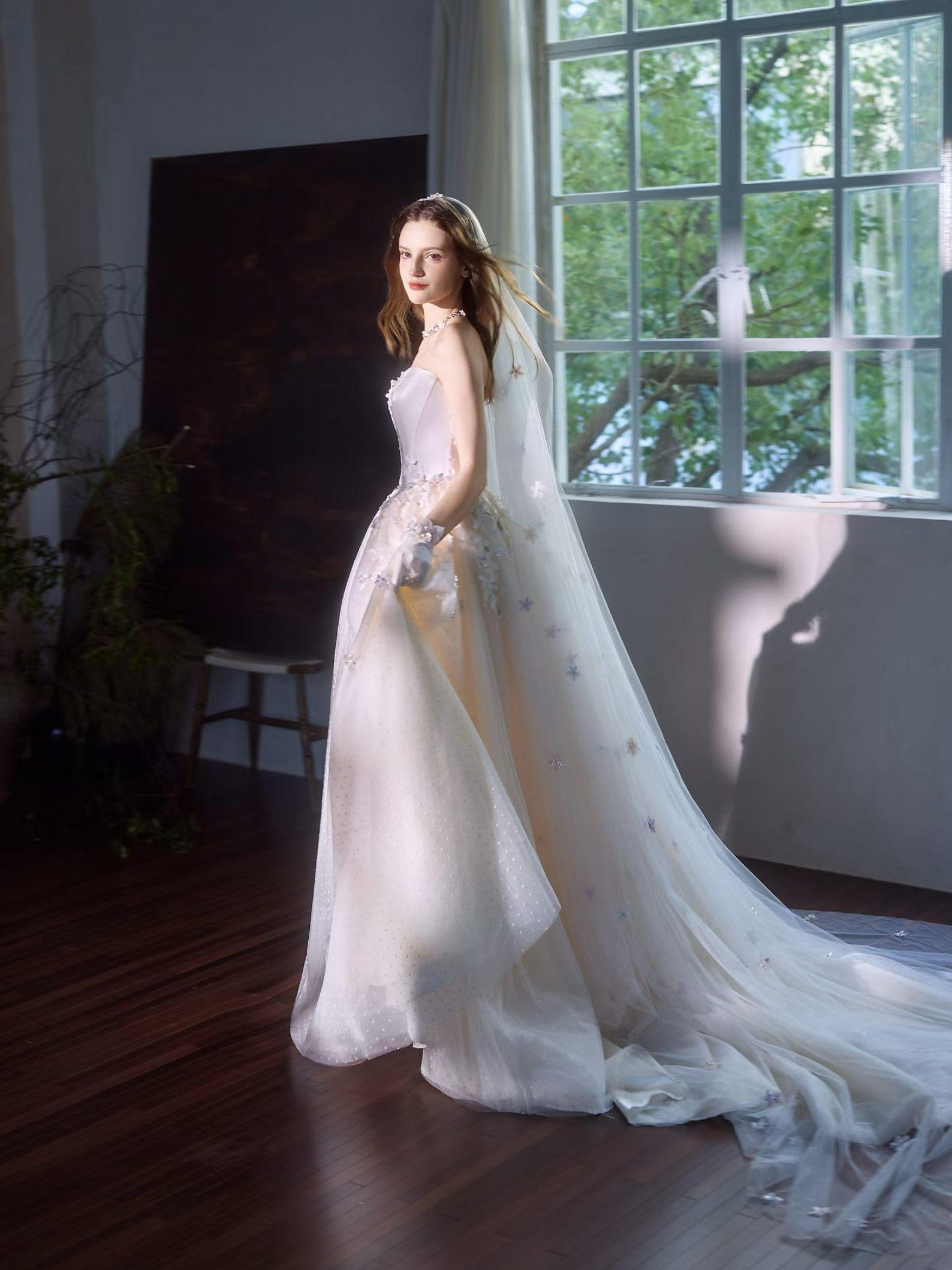 Strapless Satin 3D Floral Ball Gown Wedding Dress