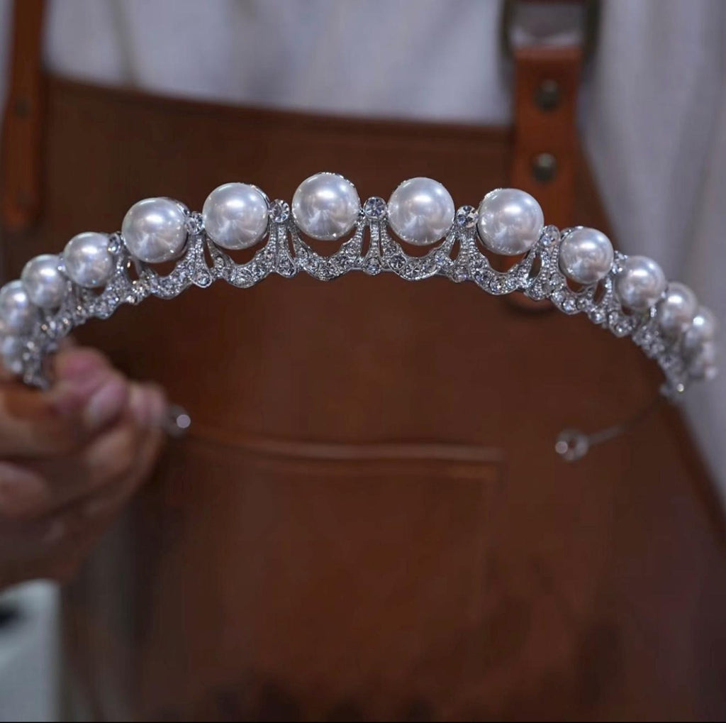 Pearl Rhinestone Bridal Tiara, Silver Wedding Hair Crown