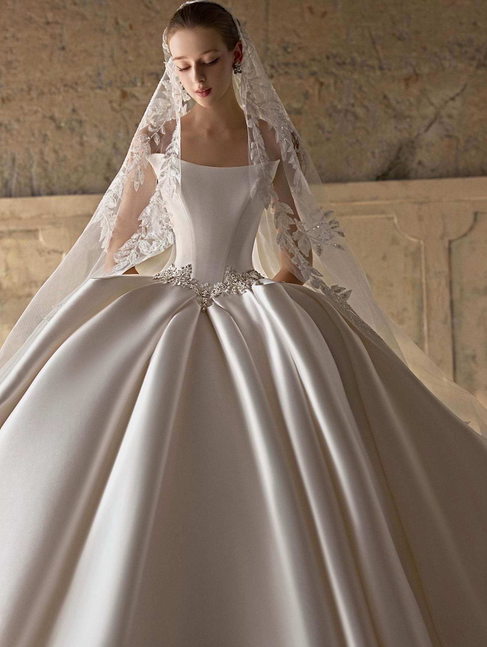 Square Neck Satin Ball Gown Wedding Dress, Crystal Waist Bridal Gown With Lace Veil