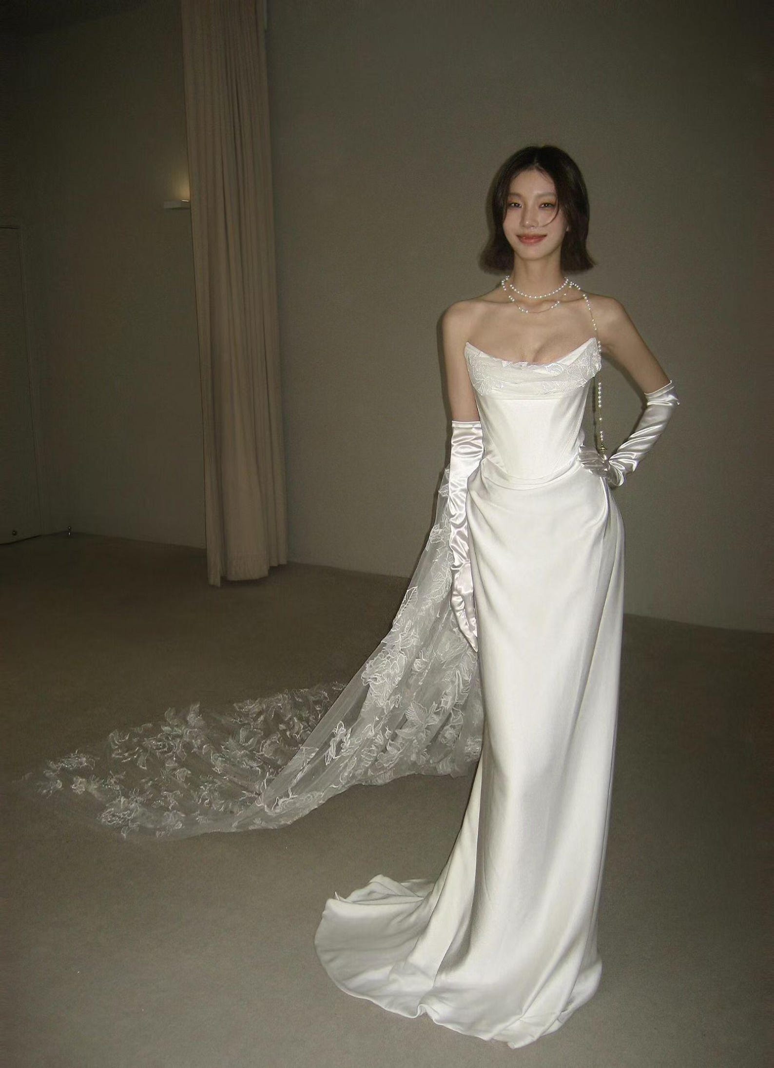 Minimalist Ivory Satin Wedding Gown, Single Pearl Chain Strap Mermaid Dress, Lace Applique Detachable Train Bride Dress