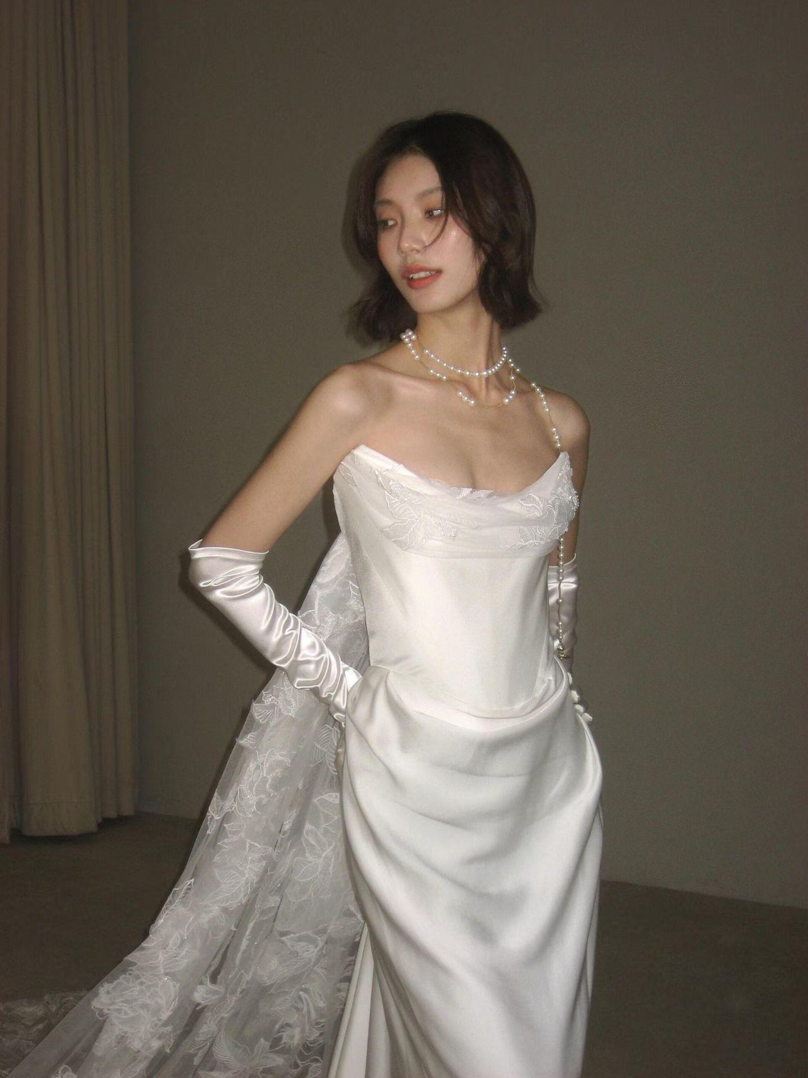 Minimalist Ivory Satin Wedding Gown, Single Pearl Chain Strap Mermaid Dress, Lace Applique Detachable Train Bride Dress