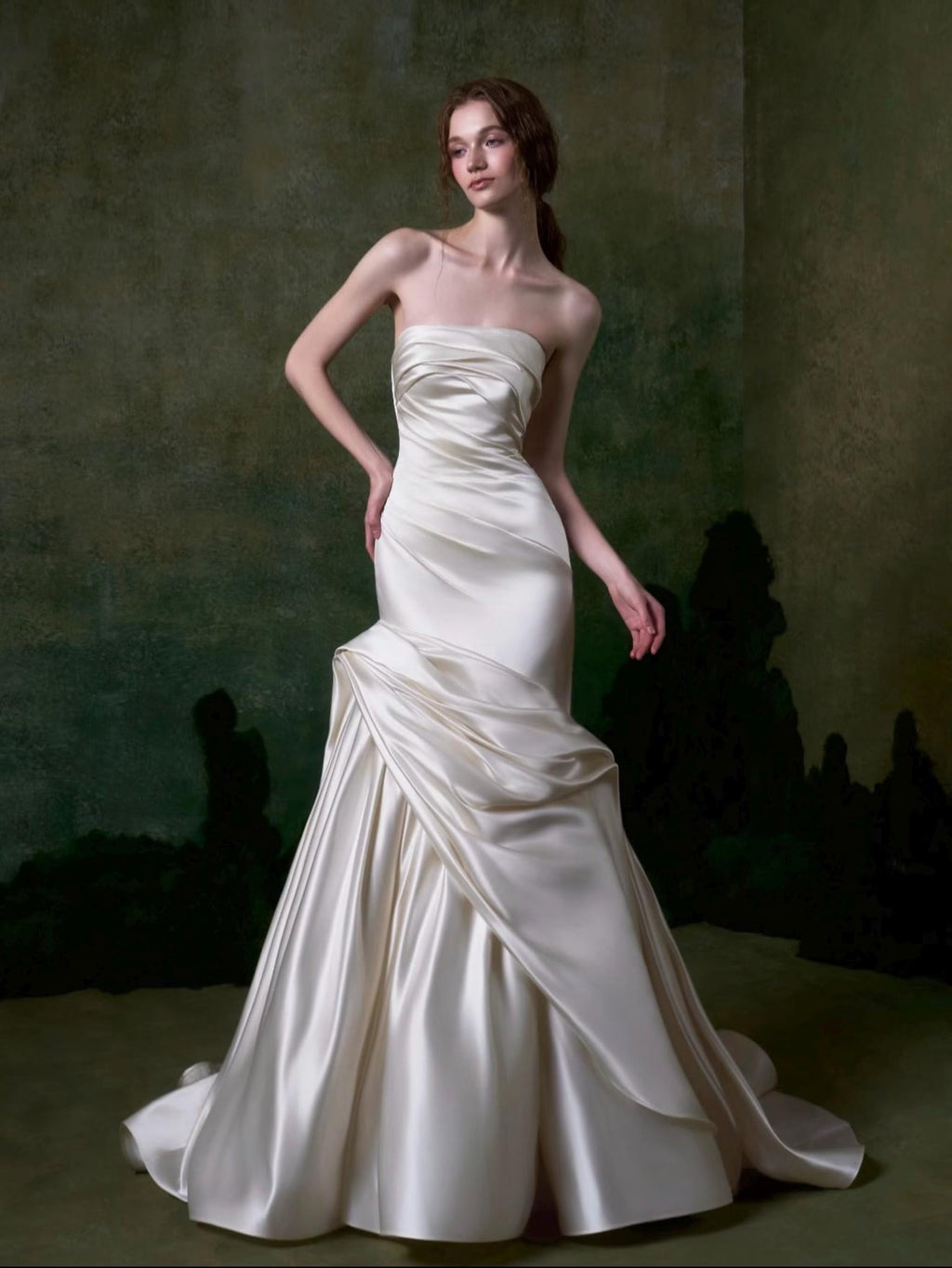 Luxury Ivory Satin Mermaid Wedding Dress | Strapless Ruched Design With Detachable Sleeves