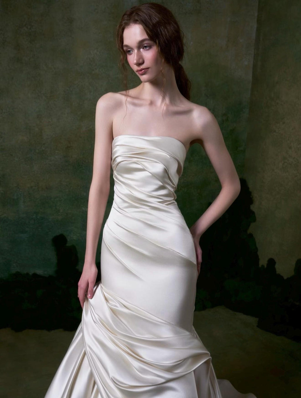 Luxury Ivory Satin Mermaid Wedding Dress | Strapless Ruched Design With Detachable Sleeves