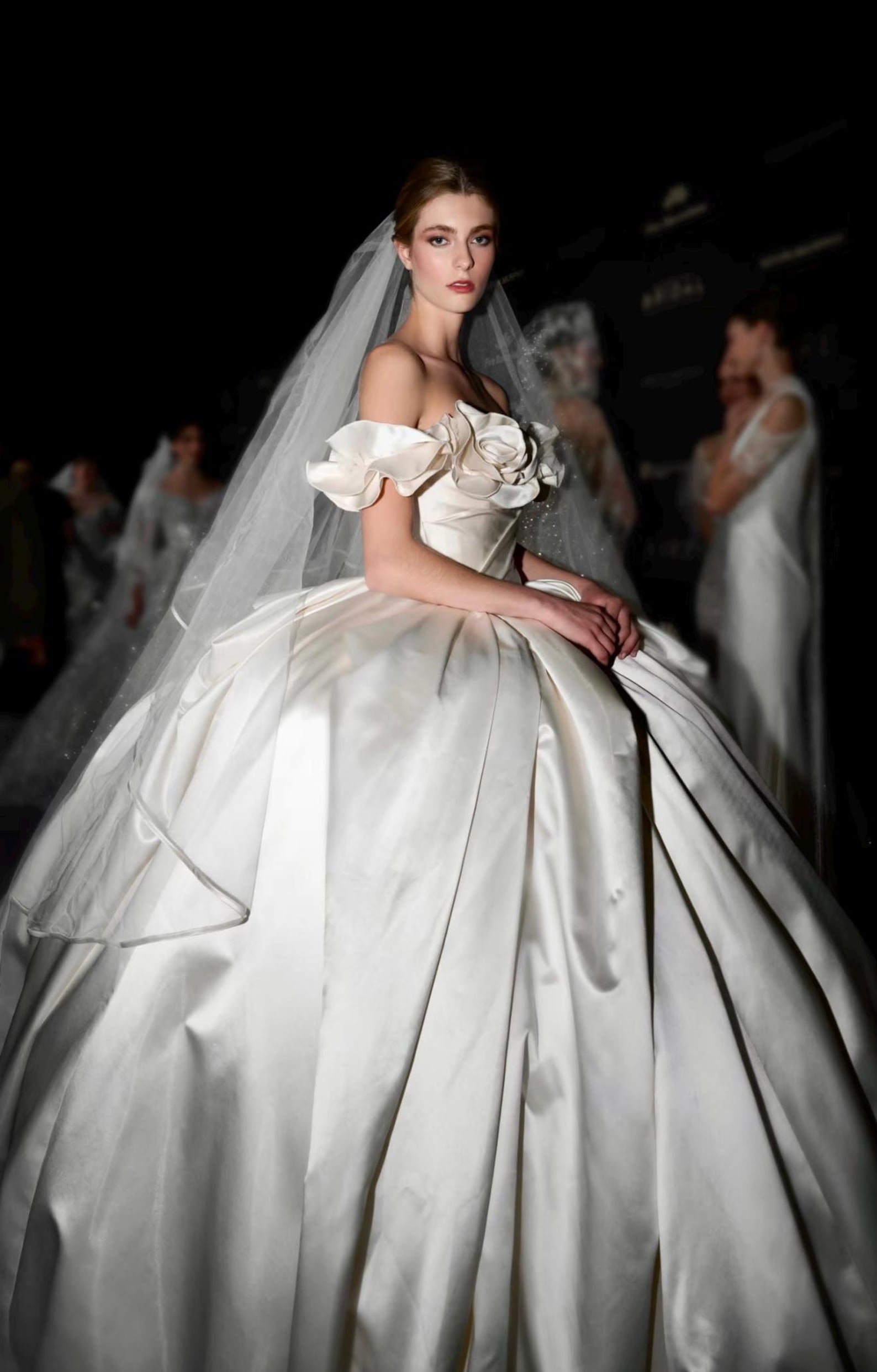Off Shoulder 3D Rose Satin Ballgown Wedding Dress Luxury Long Train Bridal Gown