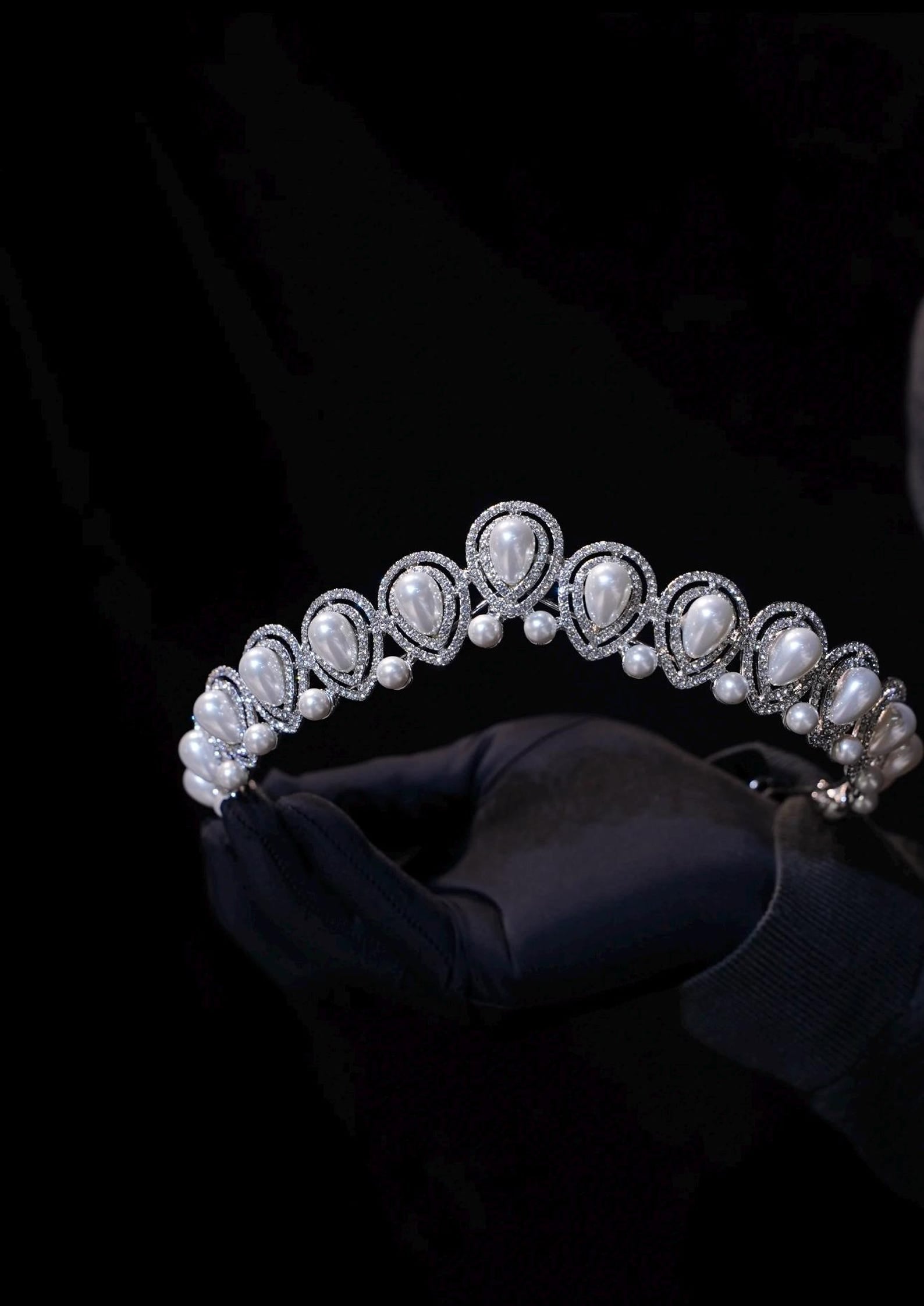 Teardrop Pearl Crystal Bridal Headband, Silver Rhinestone Wedding Tiara For Bride