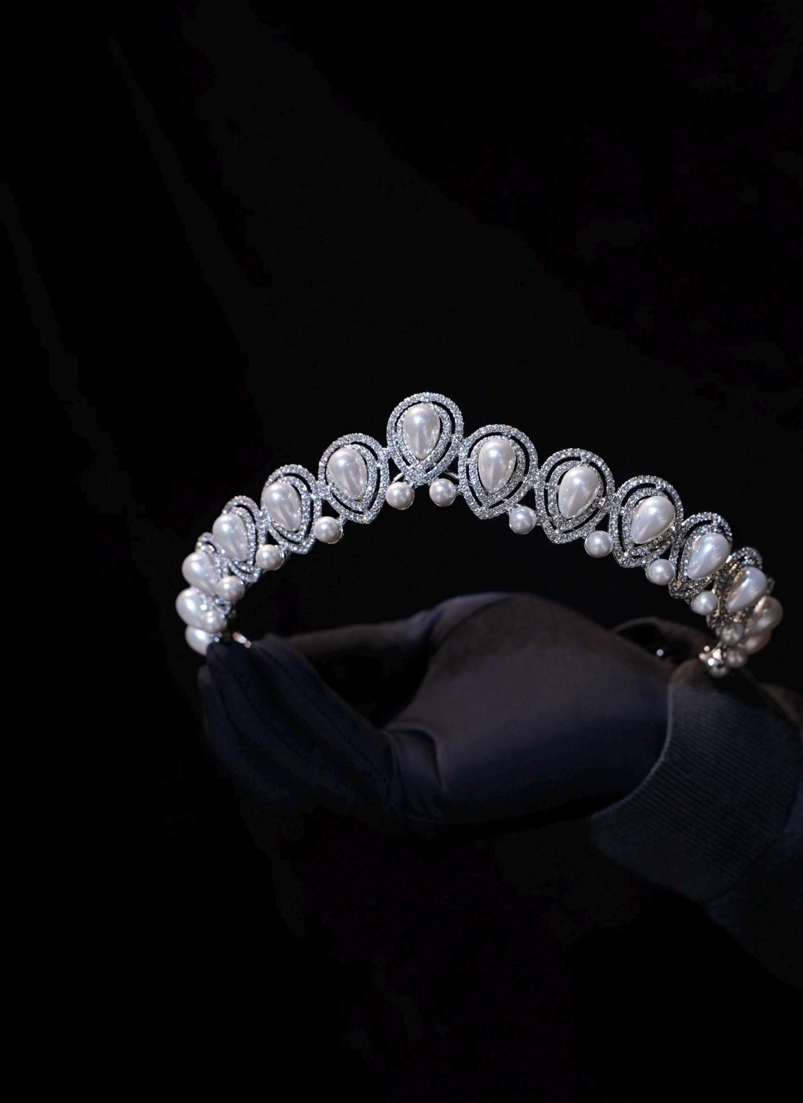 Teardrop Pearl Crystal Bridal Headband, Silver Rhinestone Wedding Tiara For Bride