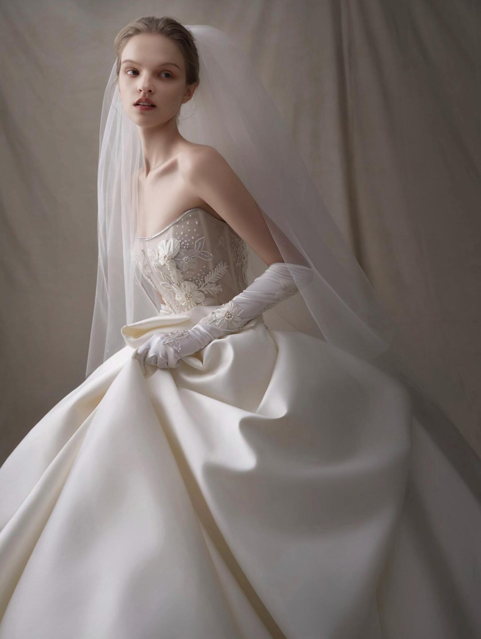 Strapless 3D Floral Satin Ball Gown Wedding Dress, Sheer Lace Bodice Bridal Gown, Luxury Big Bow Wedding Dress With Long Veil & Gloves
