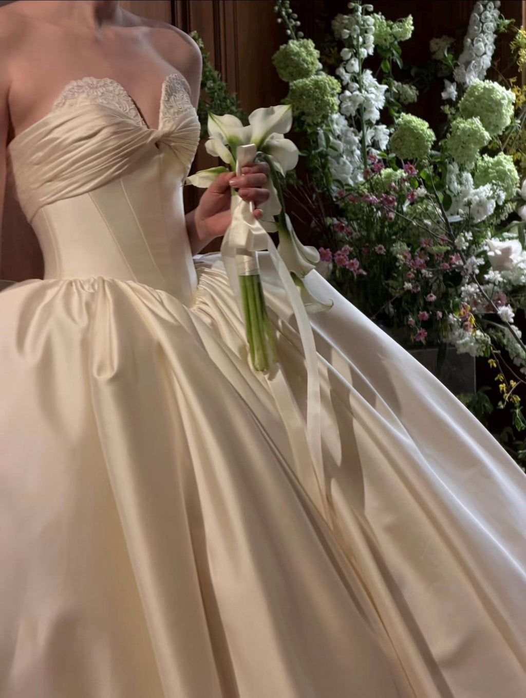 Strapless Sweetheart Ivory Satin Ball Gown Wedding Dress, Structured Boned Corset Bridal Gown With Voluminous Puffy Skirt