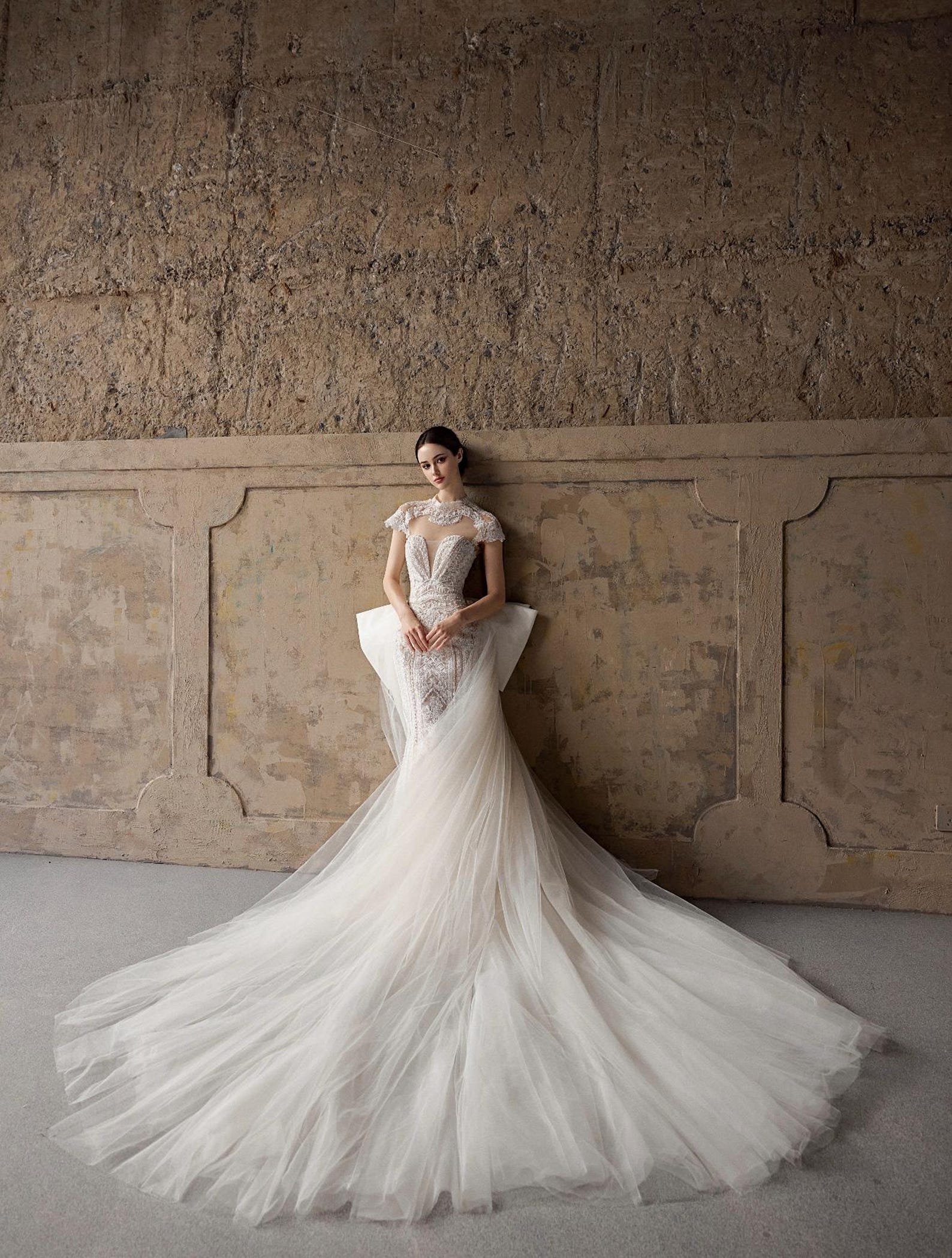 3 in 1 Lace Mermaid Wedding Dress, Detachable Cap Sleeves Bridal Gown, Strapless Fit And Flare Wedding Gown With Overskirt