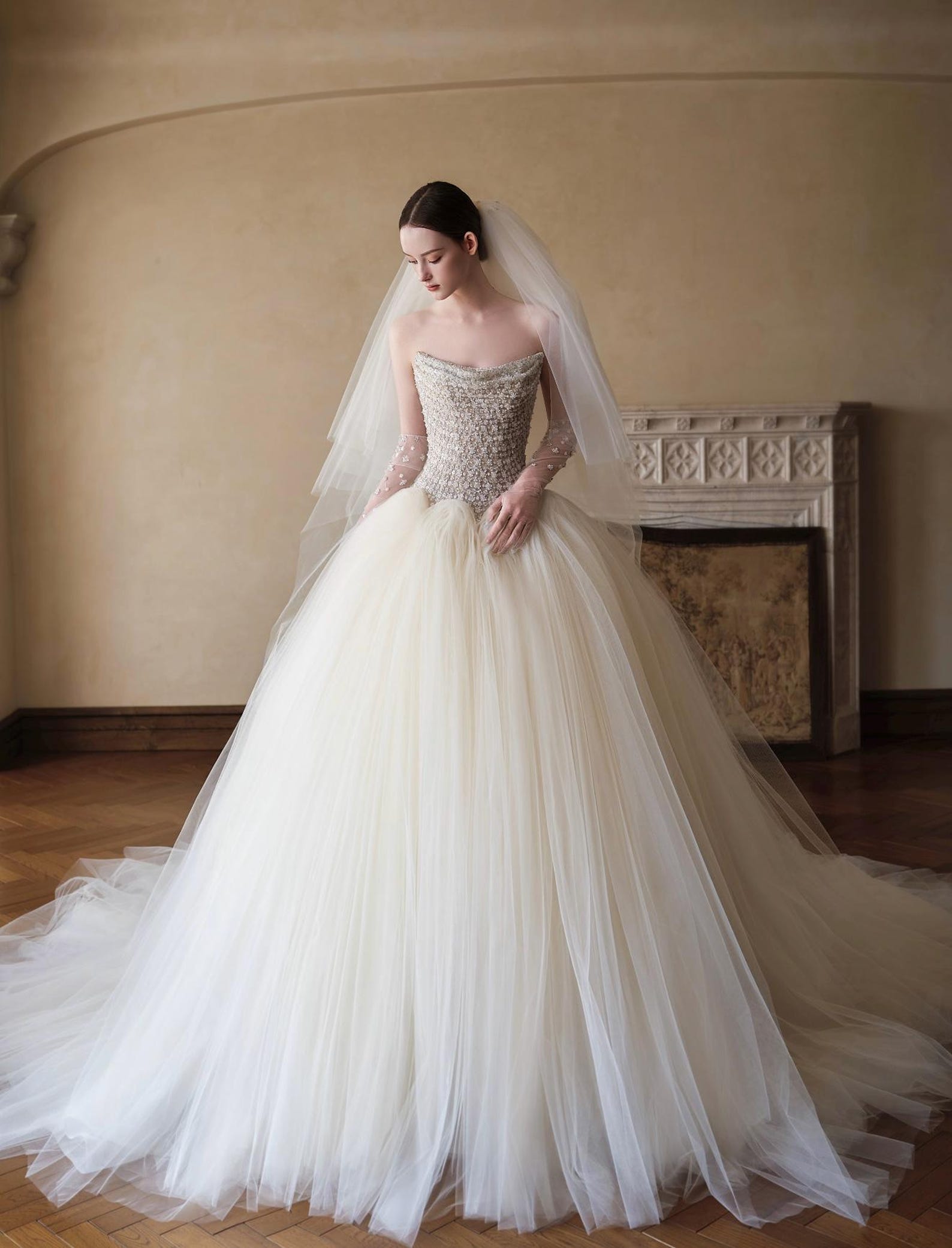 Strapless Beaded Bodice Tulle Ballgown Wedding Dress, Luxury Princess Bridal Gown With Long Train Custom Made