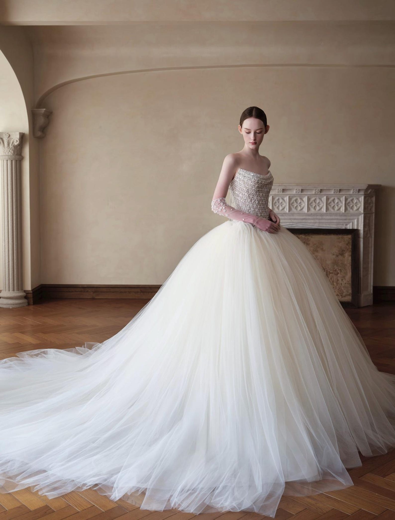 Strapless Beaded Bodice Tulle Ballgown Wedding Dress, Luxury Princess Bridal Gown With Long Train Custom Made