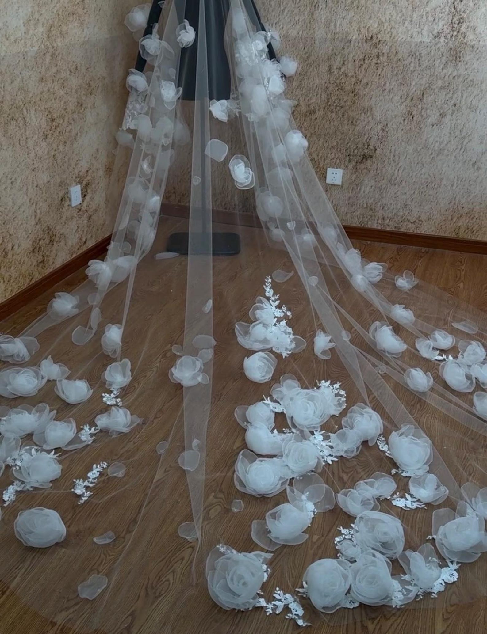 Fairytale 3D Floral Cathedral Veil, Handcrafted White Rose Bridal Veil, Long Tulle Wedding Veil with Scattered Flowers