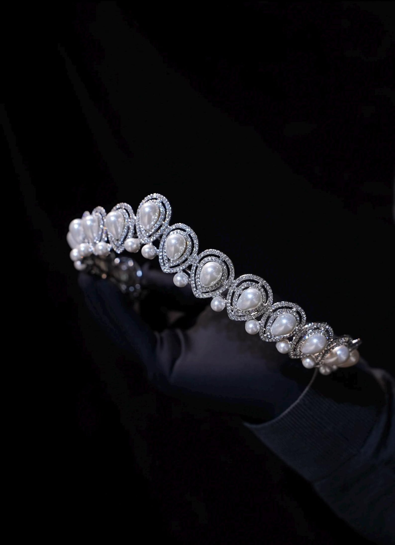 Teardrop Pearl Crystal Bridal Headband, Silver Rhinestone Wedding Tiara For Bride