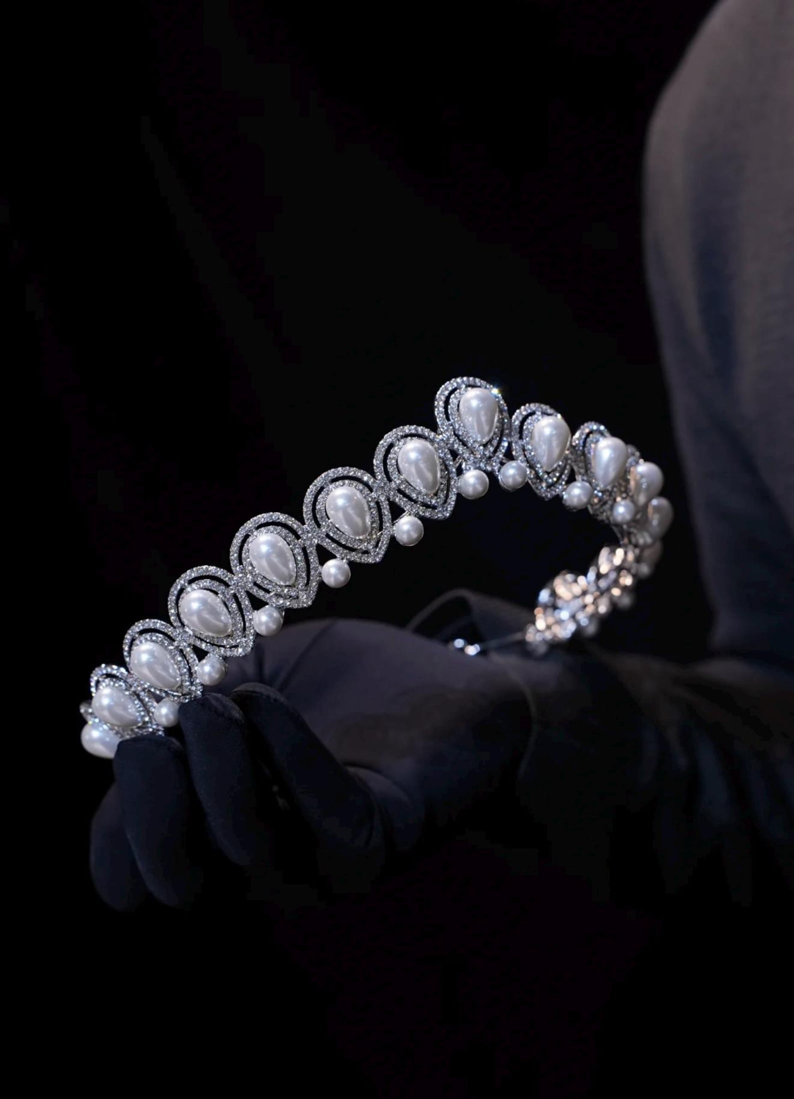 Teardrop Pearl Crystal Bridal Headband, Silver Rhinestone Wedding Tiara For Bride