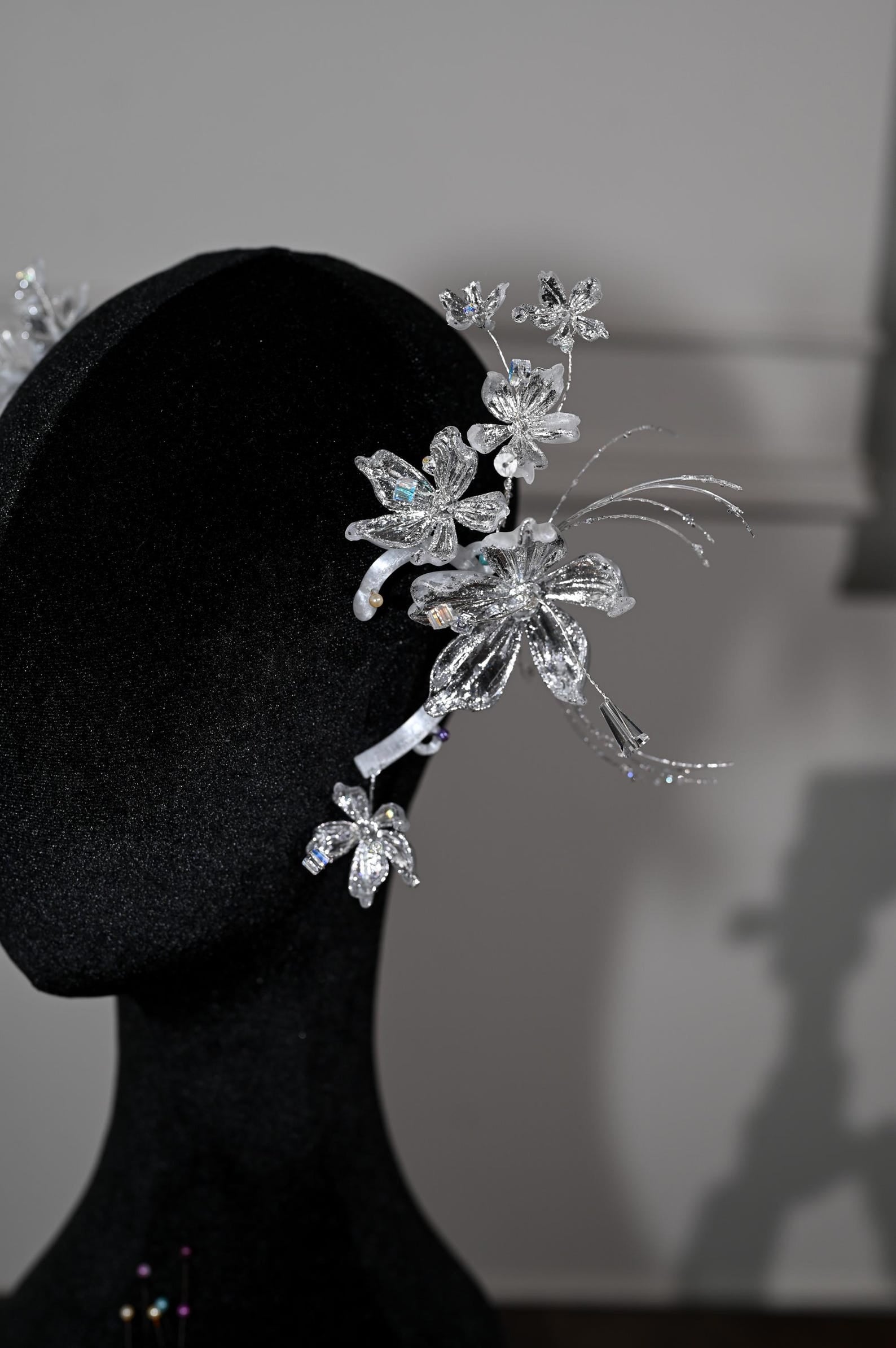 Silver Crystal Floral Bridal Headband, Sparkling Flower Wedding Headpiece, Elegant Asymmetrical Bride Tiara