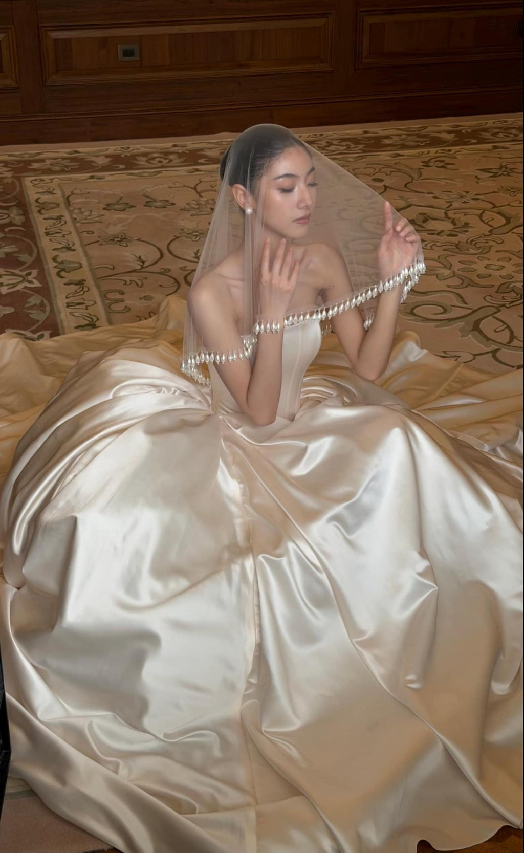 Handmade Teardrop Pearl Trim Blusher Wedding Veil