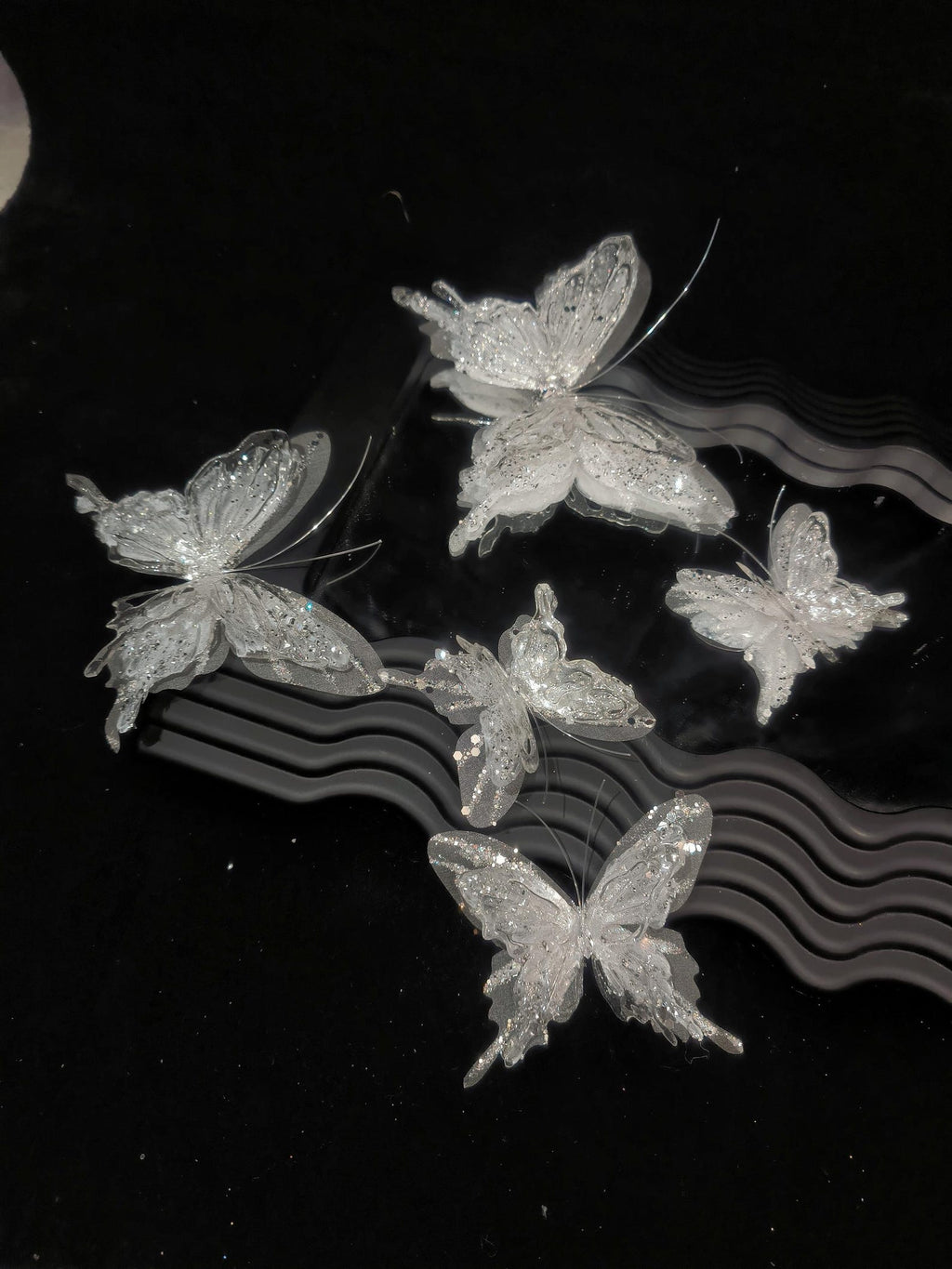 Clear Sparkle Resin Tulle Butterfly Hair Clips, Sheer White Fairy Bridal Hair Accessory, Wedding Photoshoot Headpiece