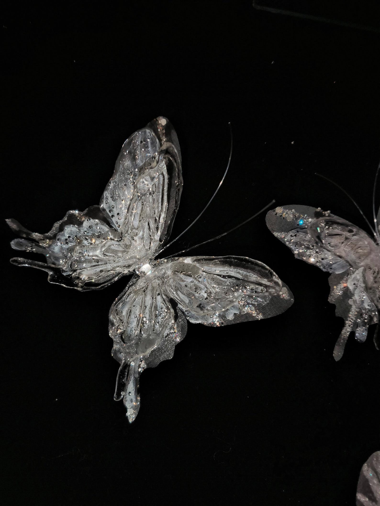 Clear Sparkle Resin Tulle Butterfly Hair Clips, Sheer White Fairy Bridal Hair Accessory, Wedding Photoshoot Headpiece