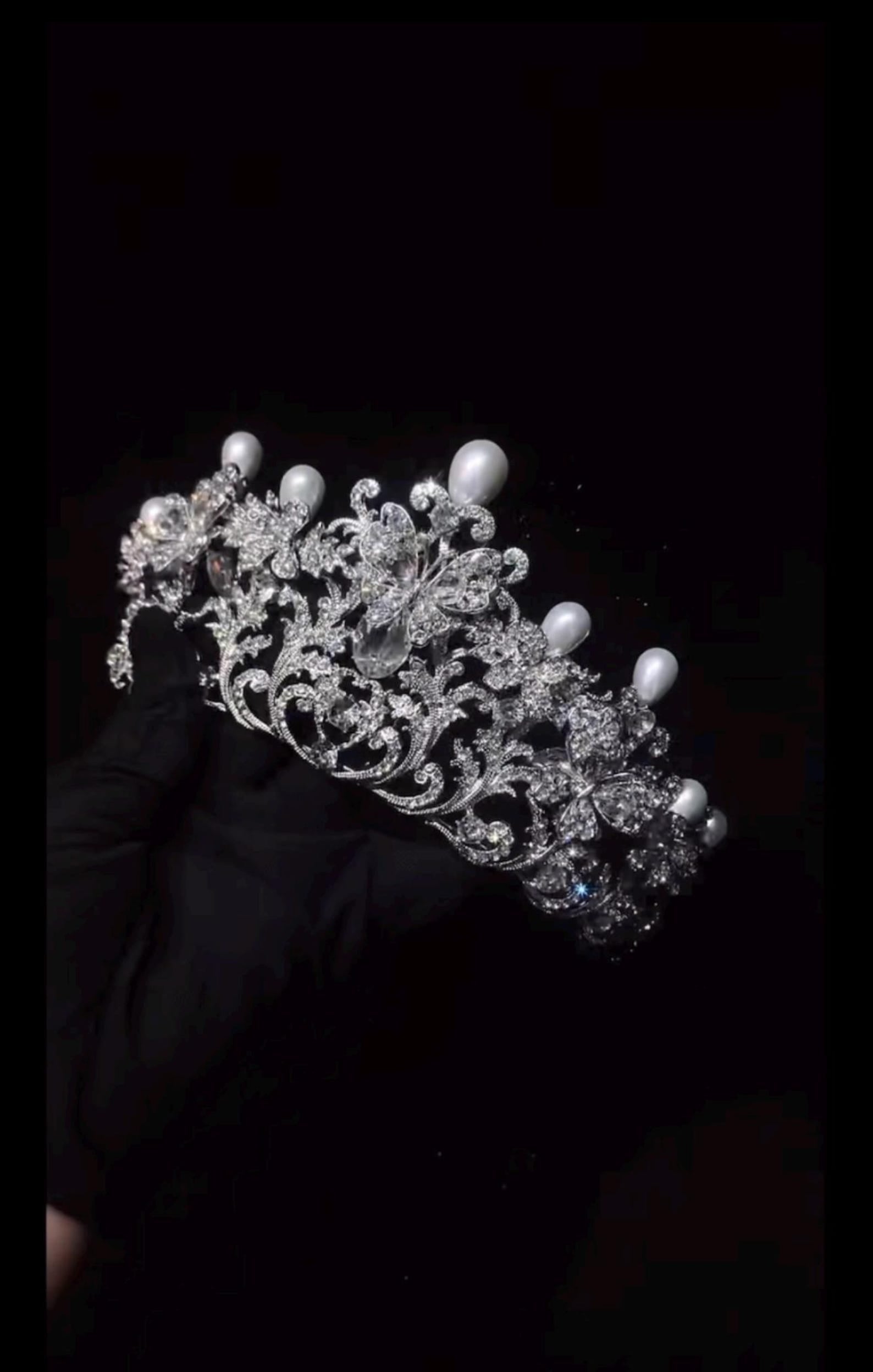 Pearl Bridal Tiara, Vintage Wedding Crown, Romantic Bride Hair Accessory For Wedding