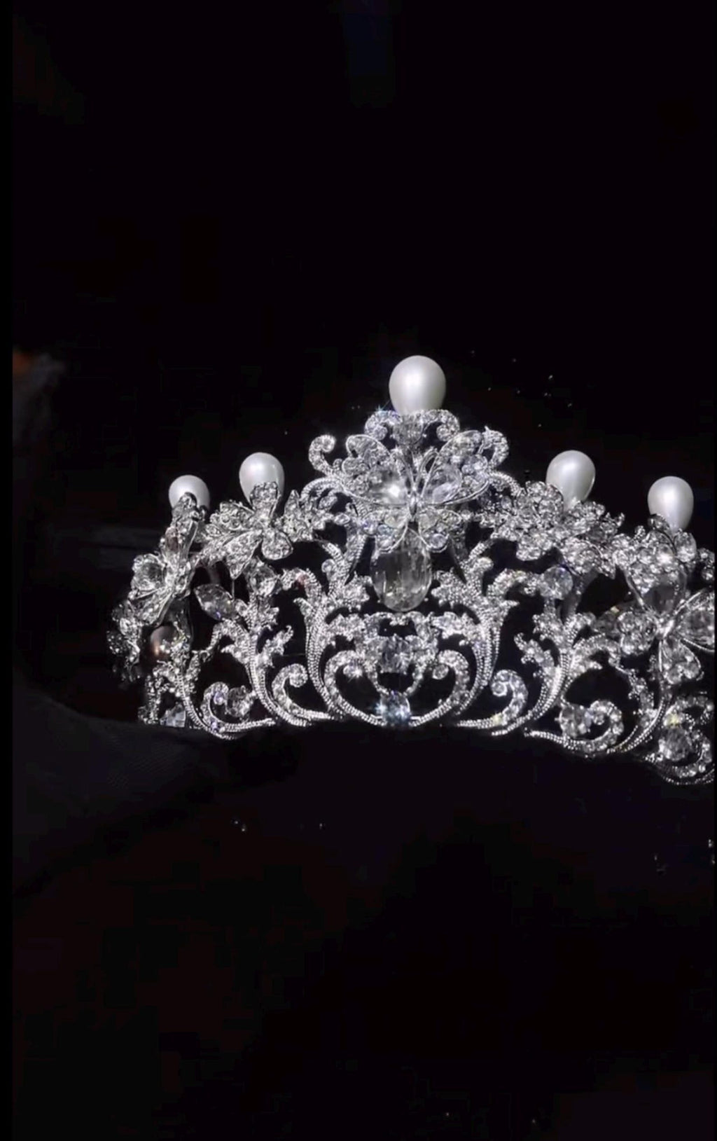 Pearl Bridal Tiara, Vintage Wedding Crown, Romantic Bride Hair Accessory For Wedding
