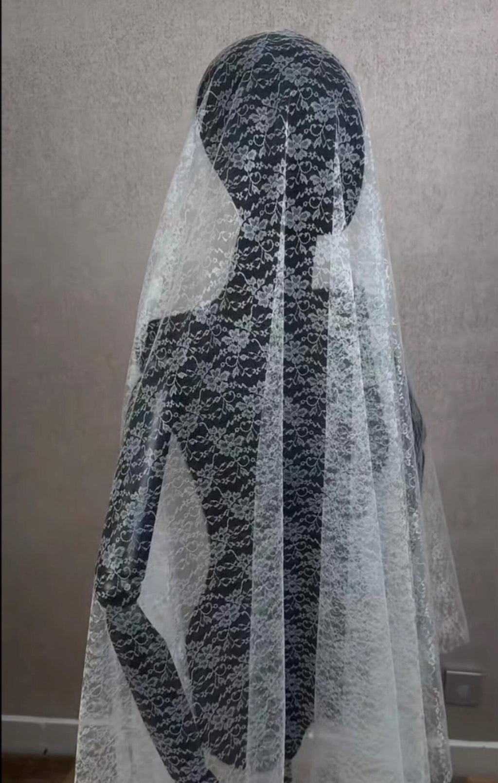 Vintage Floral Lace Bridal Veil, Full Coverage Blusher Wedding Veil, Romantic Sheer Lace Tulle Veil