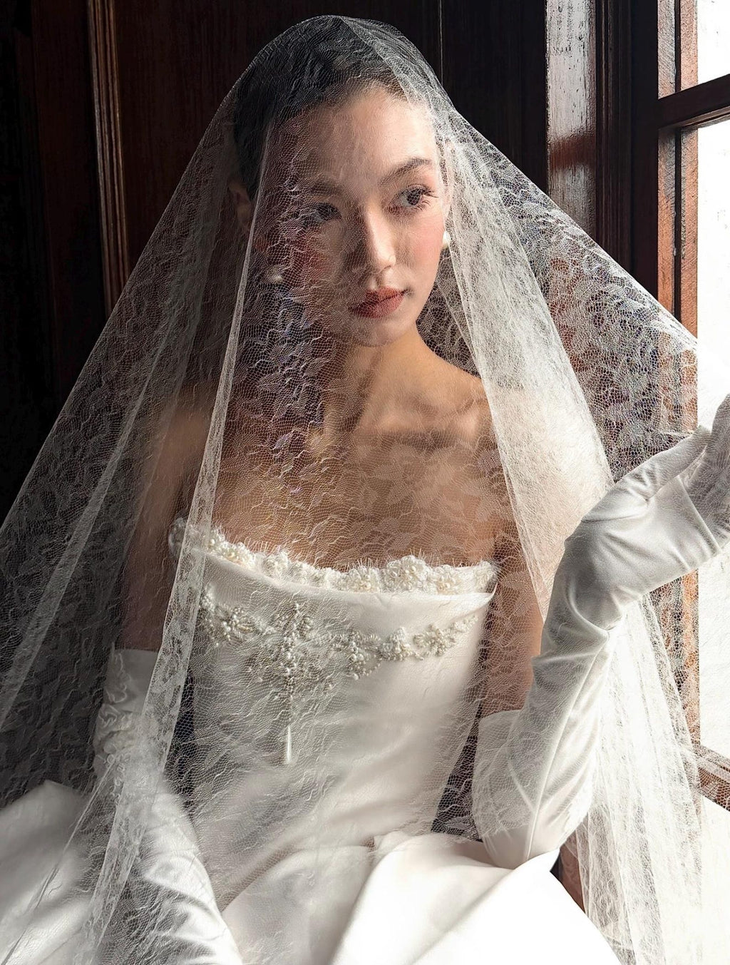 Vintage Floral Lace Bridal Veil, Full Coverage Blusher Wedding Veil, Romantic Sheer Lace Tulle Veil