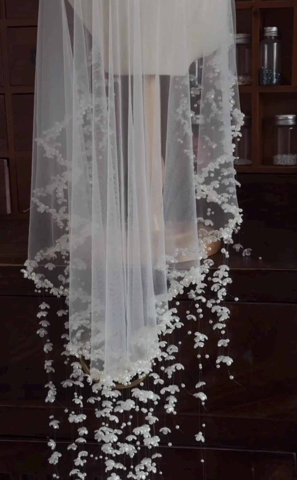 Floral Lace Bridal Veil, Draping 3D Flower Tassel Wedding Veil, Romantic Falling Flower Bridal Headpiece