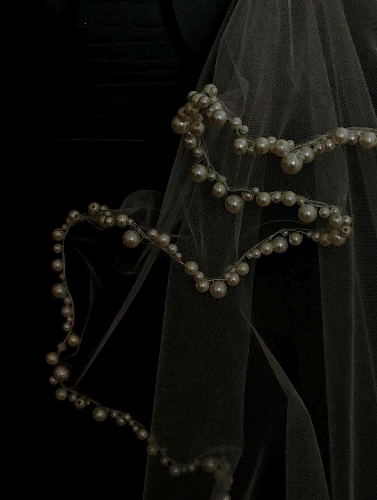 Wavy Pearl Edge Bridal Veil, Multi‑Size Pearl Beaded Wedding Veil, Scalloped Pearl Trim Tulle Veil, Vintage Bride Veil