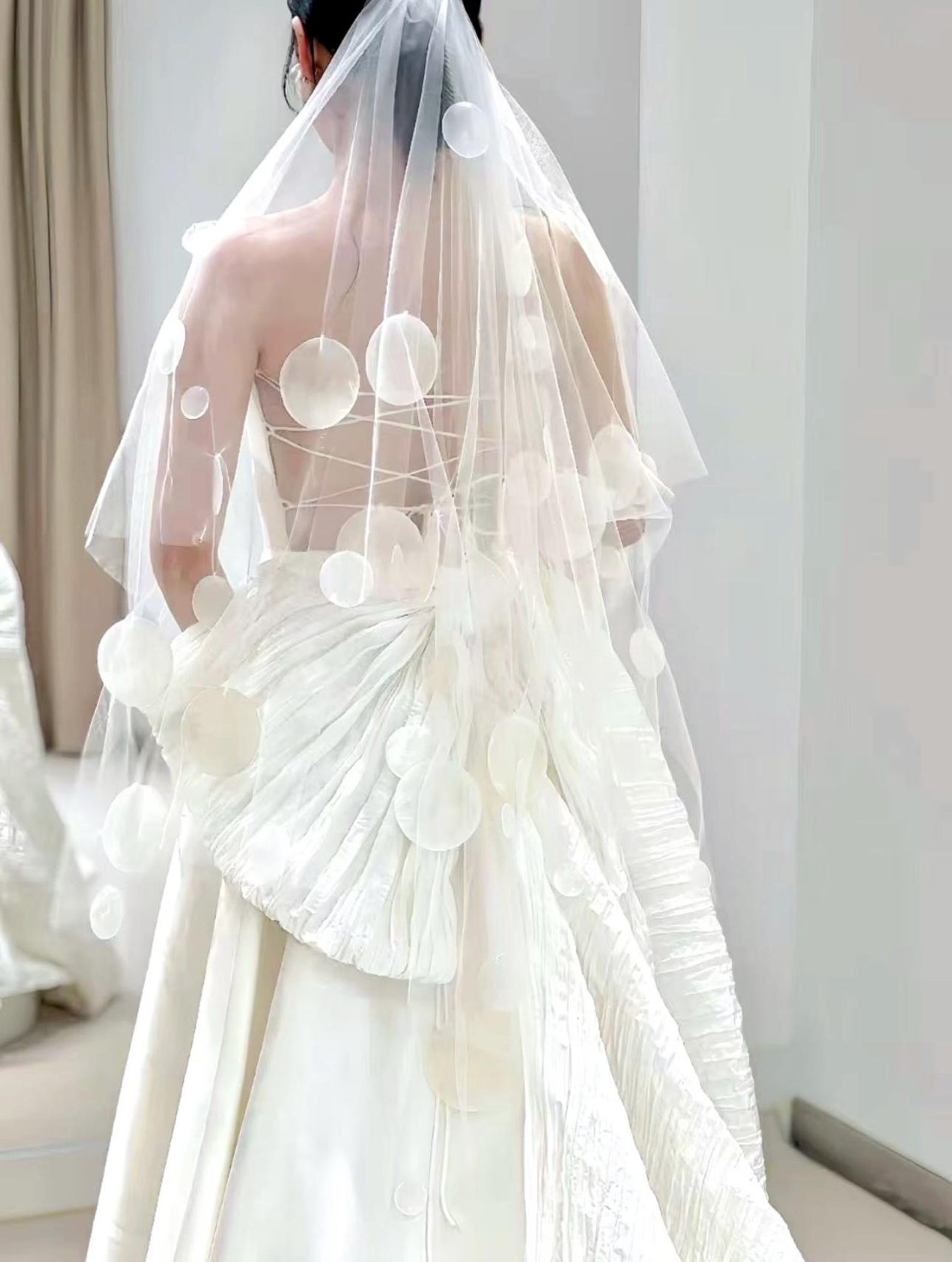 Circular Sequin Bridal Veil, Oversized Circle Applique Tulle Veil, Modern Abstract Wedding Veil, Artistic Statement Bride Veil