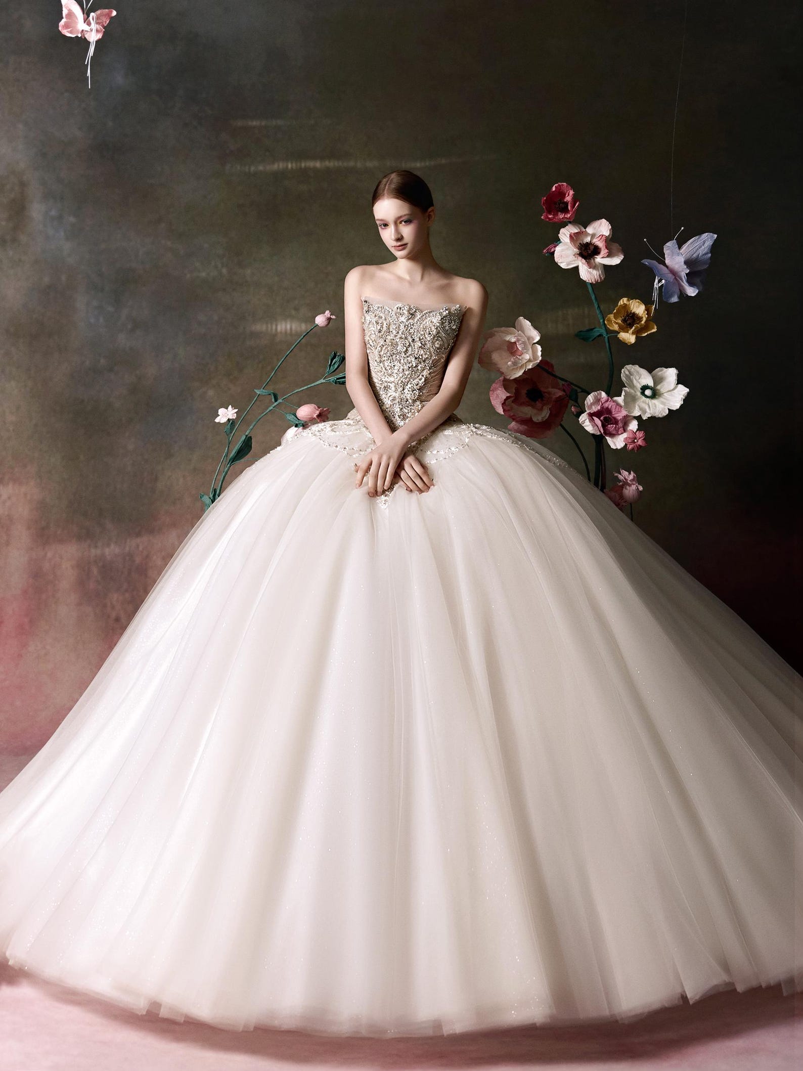 Strapless Ball Gown Wedding Dress, Heavy Beaded Bodice Bridal Gown, Luxury Sparkle Tulle Princess Wedding Gown for Formal Ceremony