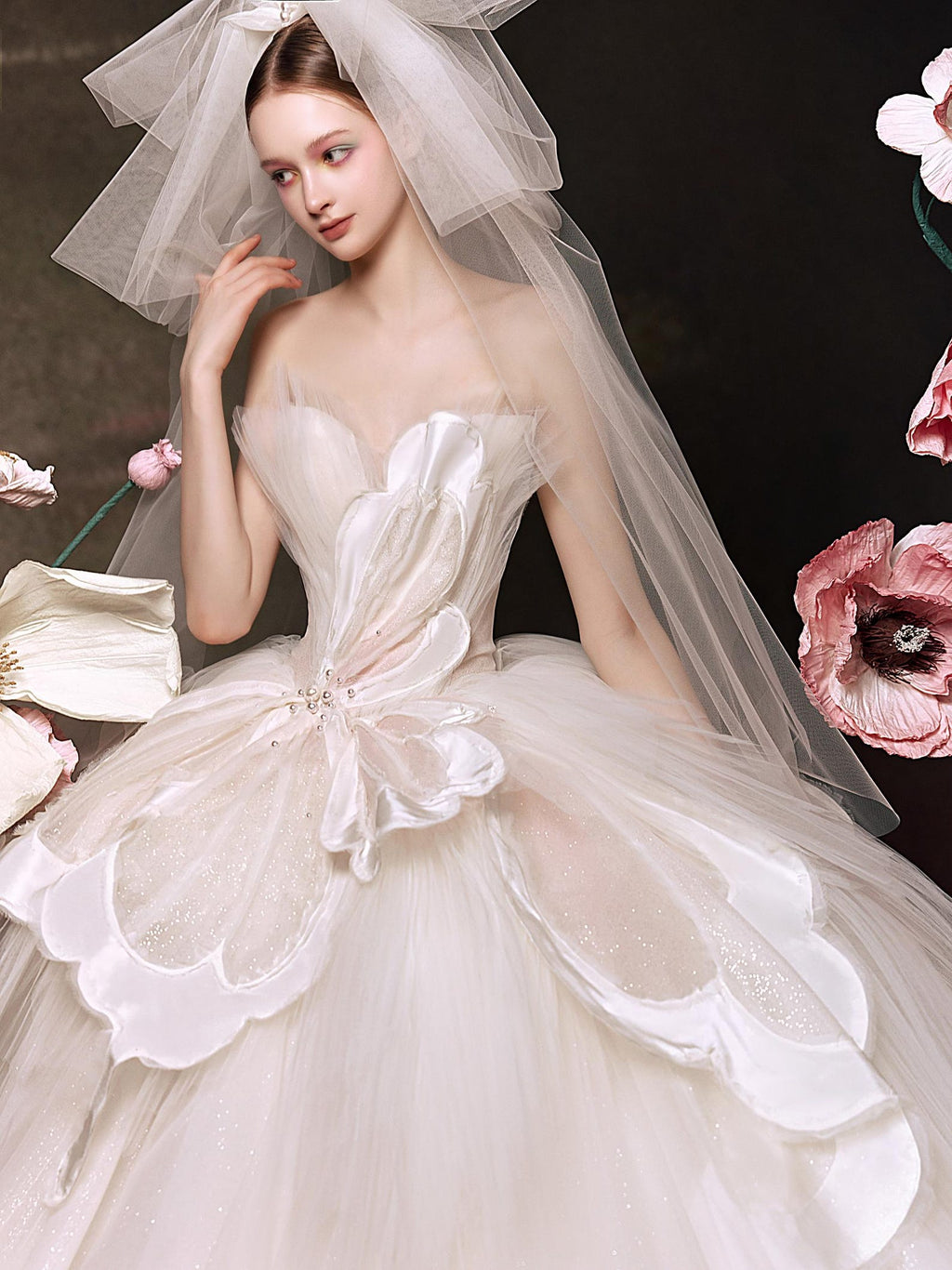 Strapless 3D Floral Ball Gown Wedding Dress, Hand‑crafted Petal Bridal Gown, Voluminous Sparkle Tulle Princess Wedding Gown