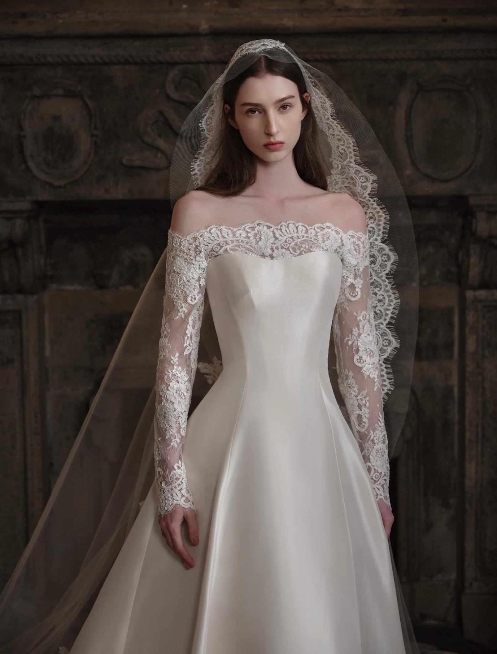 3 Ways Wear Snow Mountain Nuo Satin Bridal Gown, Removable Lace Sleeves, Off Shoulder / High Neck Convertible Vintage Wedding Dress