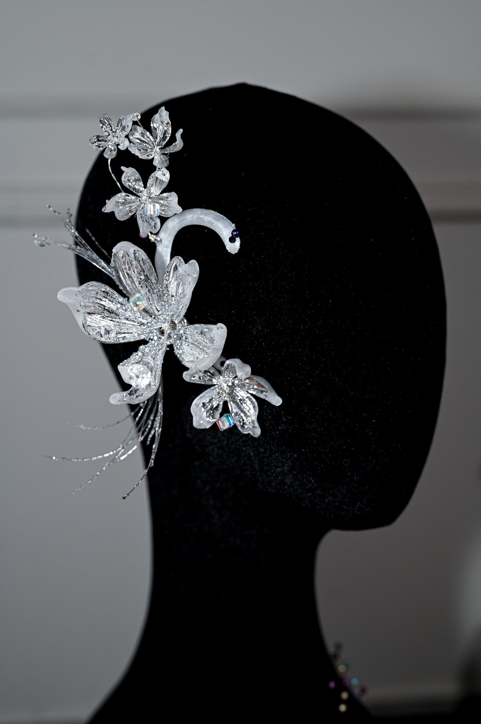 Silver Crystal Floral Bridal Headband, Sparkling Flower Wedding Headpiece, Elegant Asymmetrical Bride Tiara