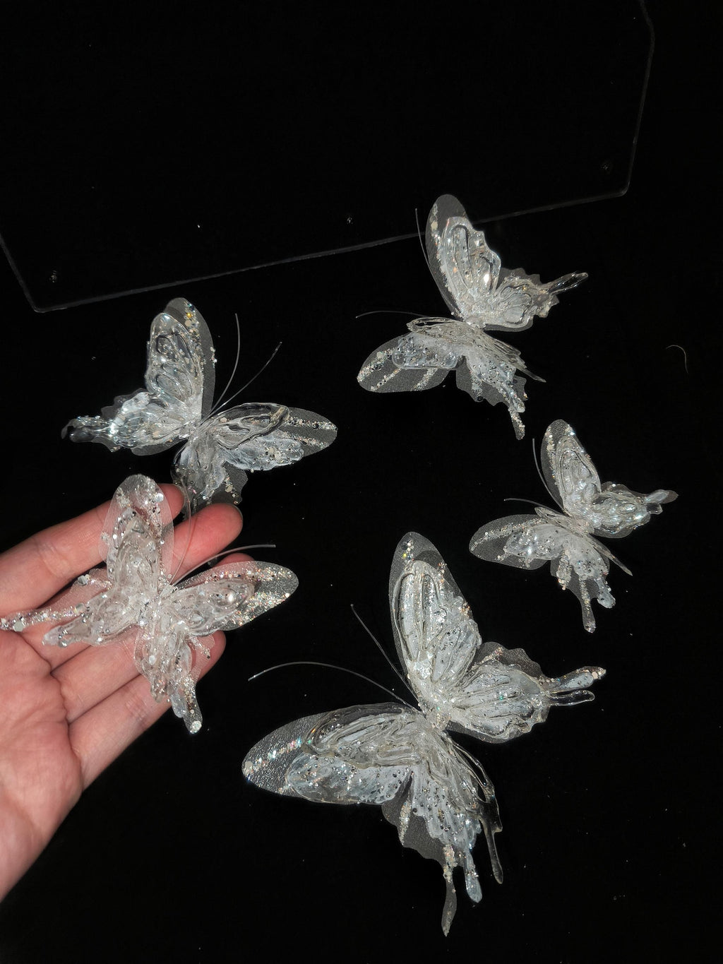 Clear Sparkle Resin Tulle Butterfly Hair Clips, Sheer White Fairy Bridal Hair Accessory, Wedding Photoshoot Headpiece