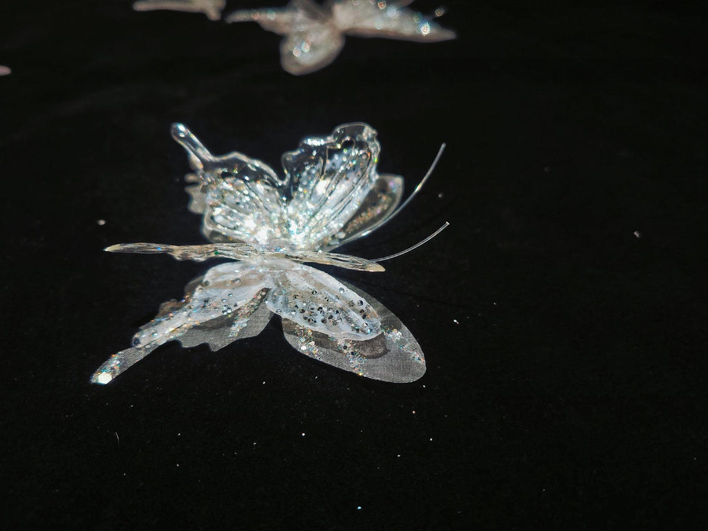 Clear Sparkle Resin Tulle Butterfly Hair Clips, Sheer White Fairy Bridal Hair Accessory, Wedding Photoshoot Headpiece