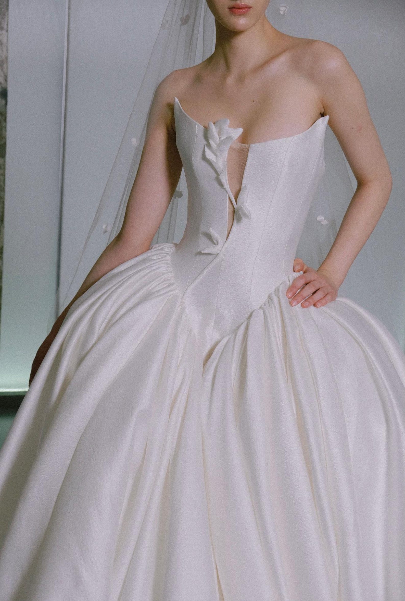 Luxury Satin Strapless Ballgown Wedding Dress,3D Floral Detail,Plunge Sweetheart Neck,Long Cathedral Train Bridal Gown
