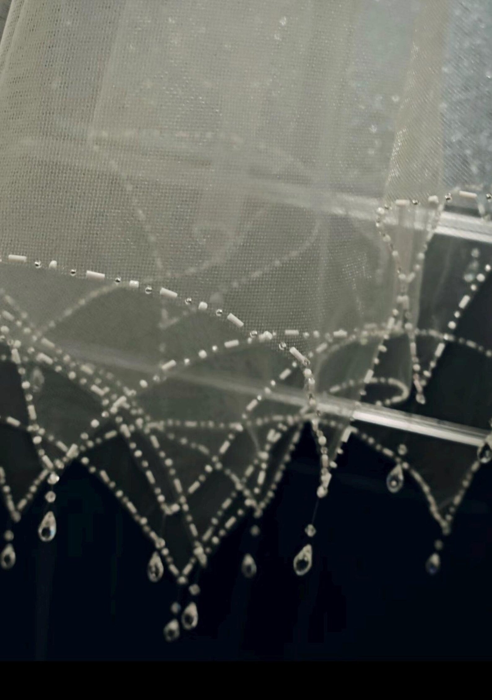 Beaded Scallop Wedding Veil, Crystal Drop Bridal Veil, Art Deco Beaded Edge Veil, Hand Sewn Pearl Edge Bridal Tulle Veil