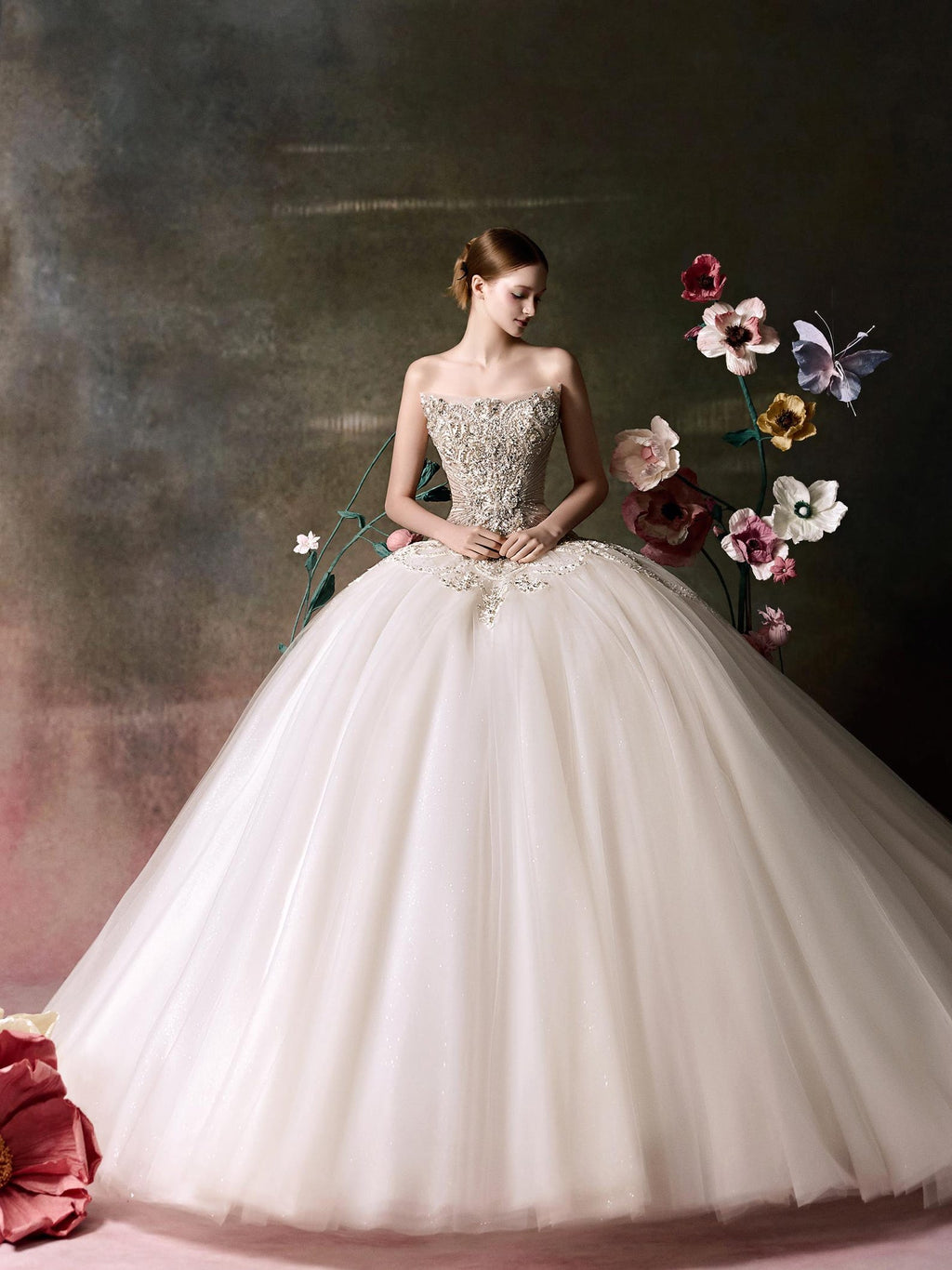 Strapless Ball Gown Wedding Dress, Heavy Beaded Bodice Bridal Gown, Luxury Sparkle Tulle Princess Wedding Gown for Formal Ceremony