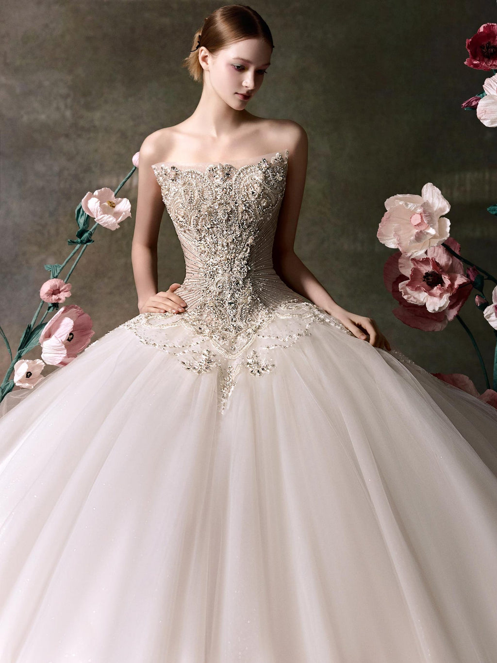 Strapless Ball Gown Wedding Dress, Heavy Beaded Bodice Bridal Gown, Luxury Sparkle Tulle Princess Wedding Gown for Formal Ceremony